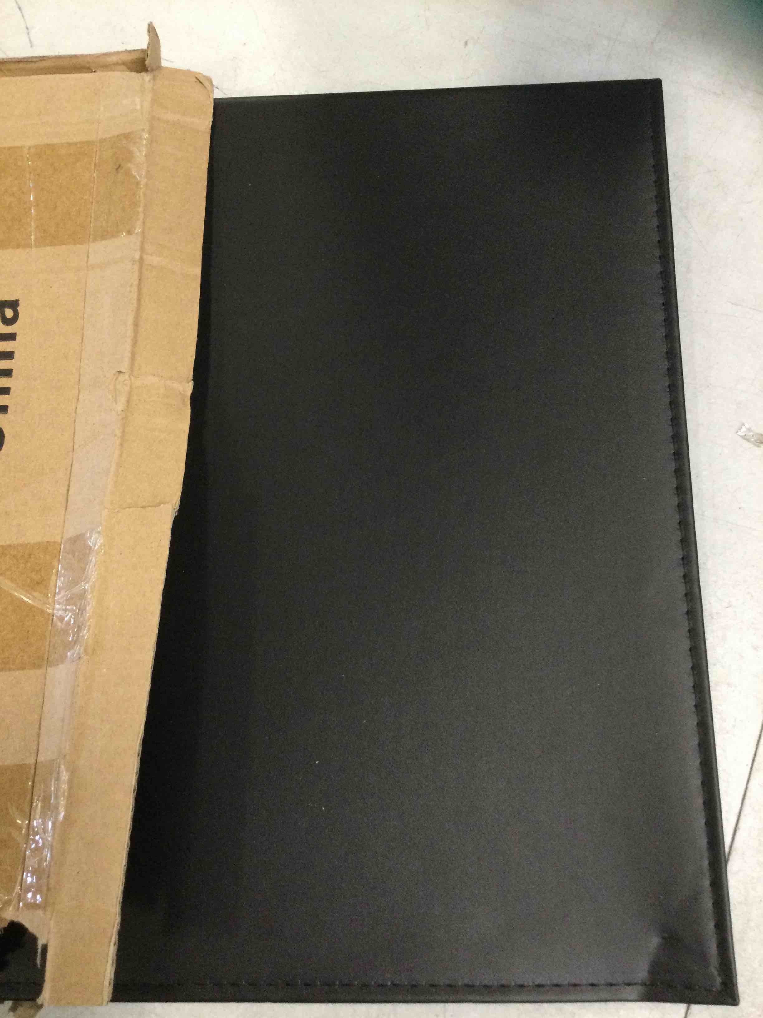 https://s3.amazonaws.com/lotting-images-prod/bidfta/PPE0332251_1727968124418.jpeg