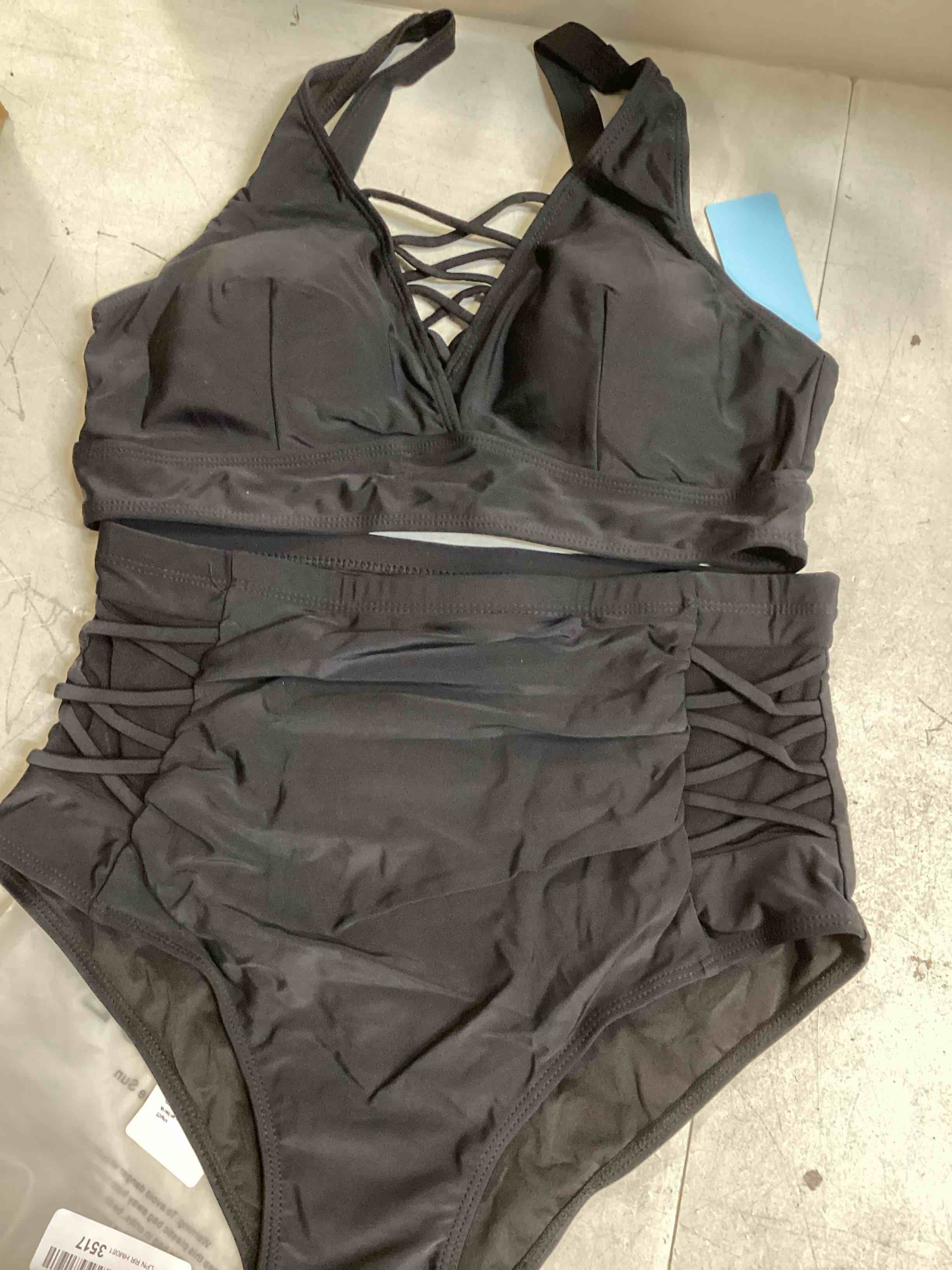 https://s3.amazonaws.com/lotting-images-prod/bidfta/PPE0332350_1727981638028.jpeg