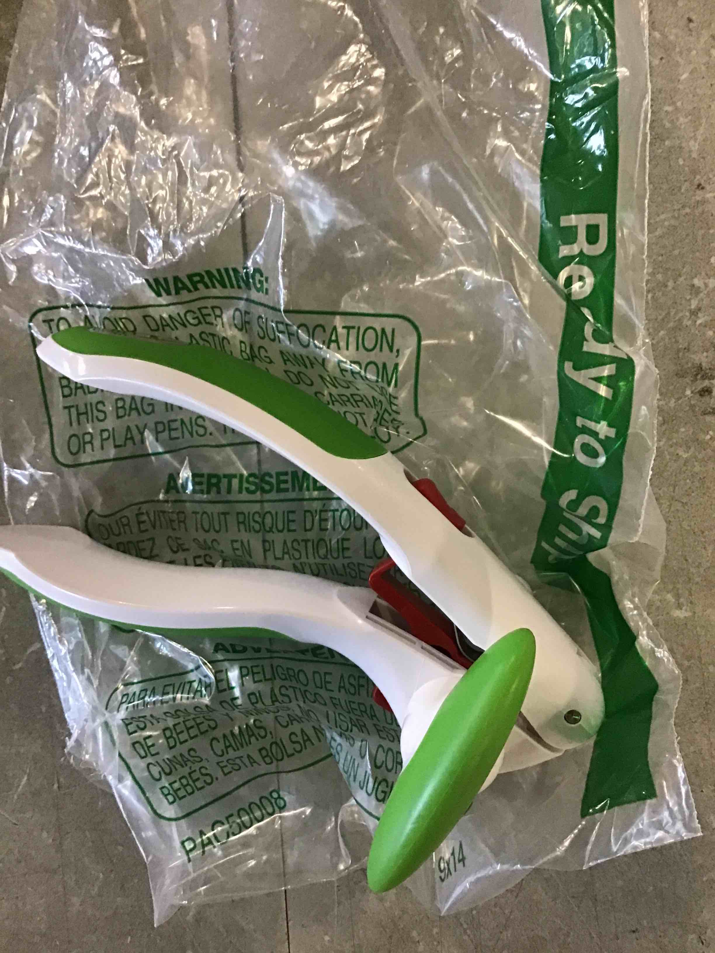 https://s3.amazonaws.com/lotting-images-prod/bidfta/PPE0333961_1728661768123.jpeg