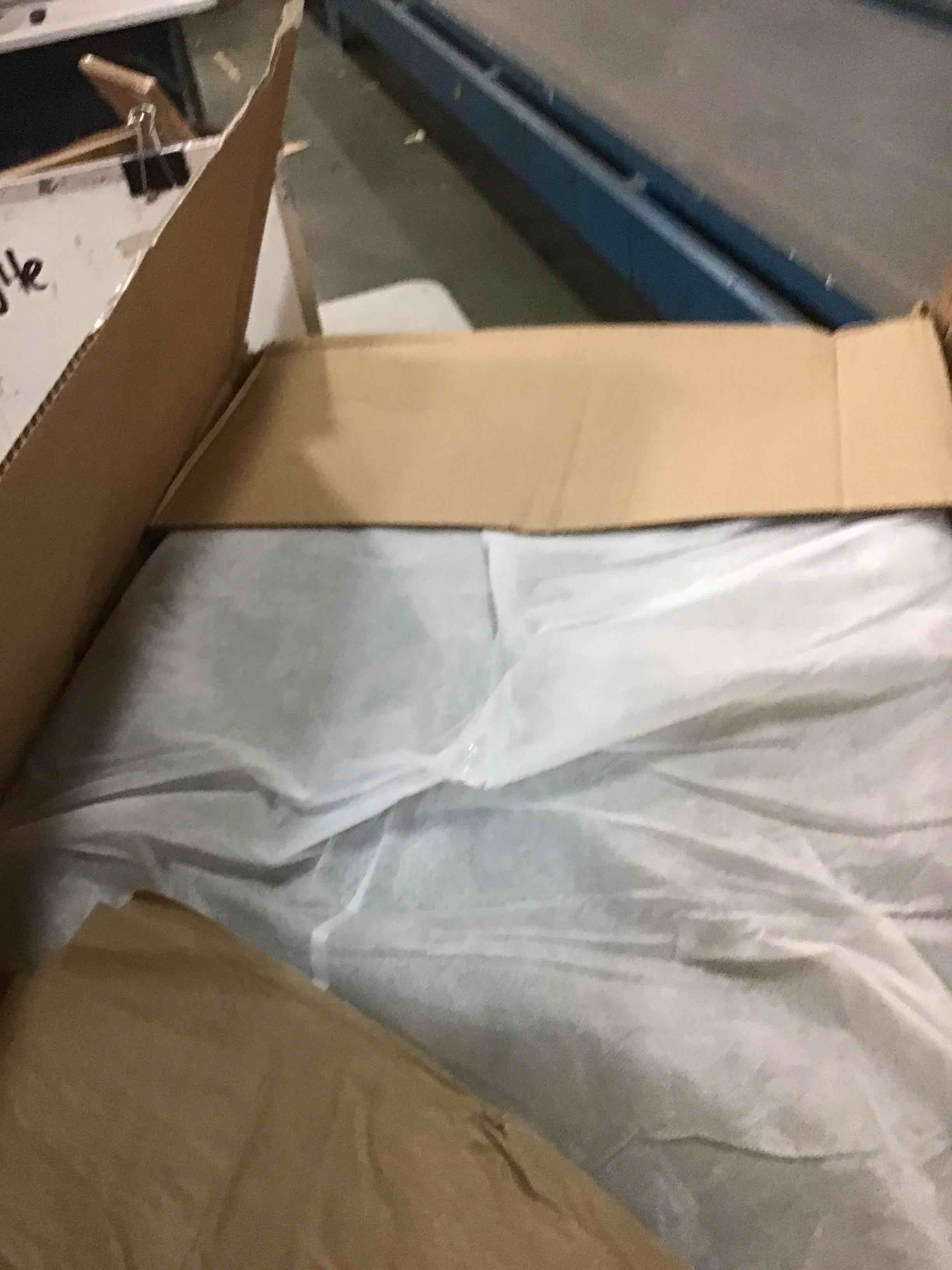 https://s3.amazonaws.com/lotting-images-prod/bidfta/PPE0334018_1729081029143.jpeg