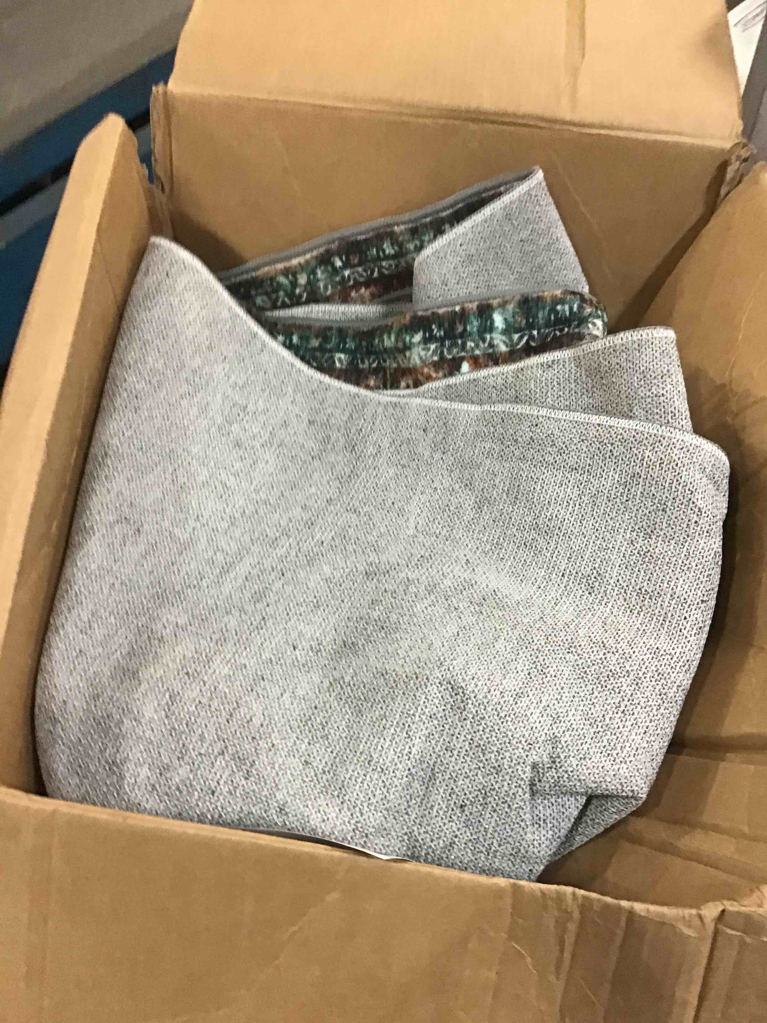 https://s3.amazonaws.com/lotting-images-prod/bidfta/PPE0334128_1729015248887.jpeg