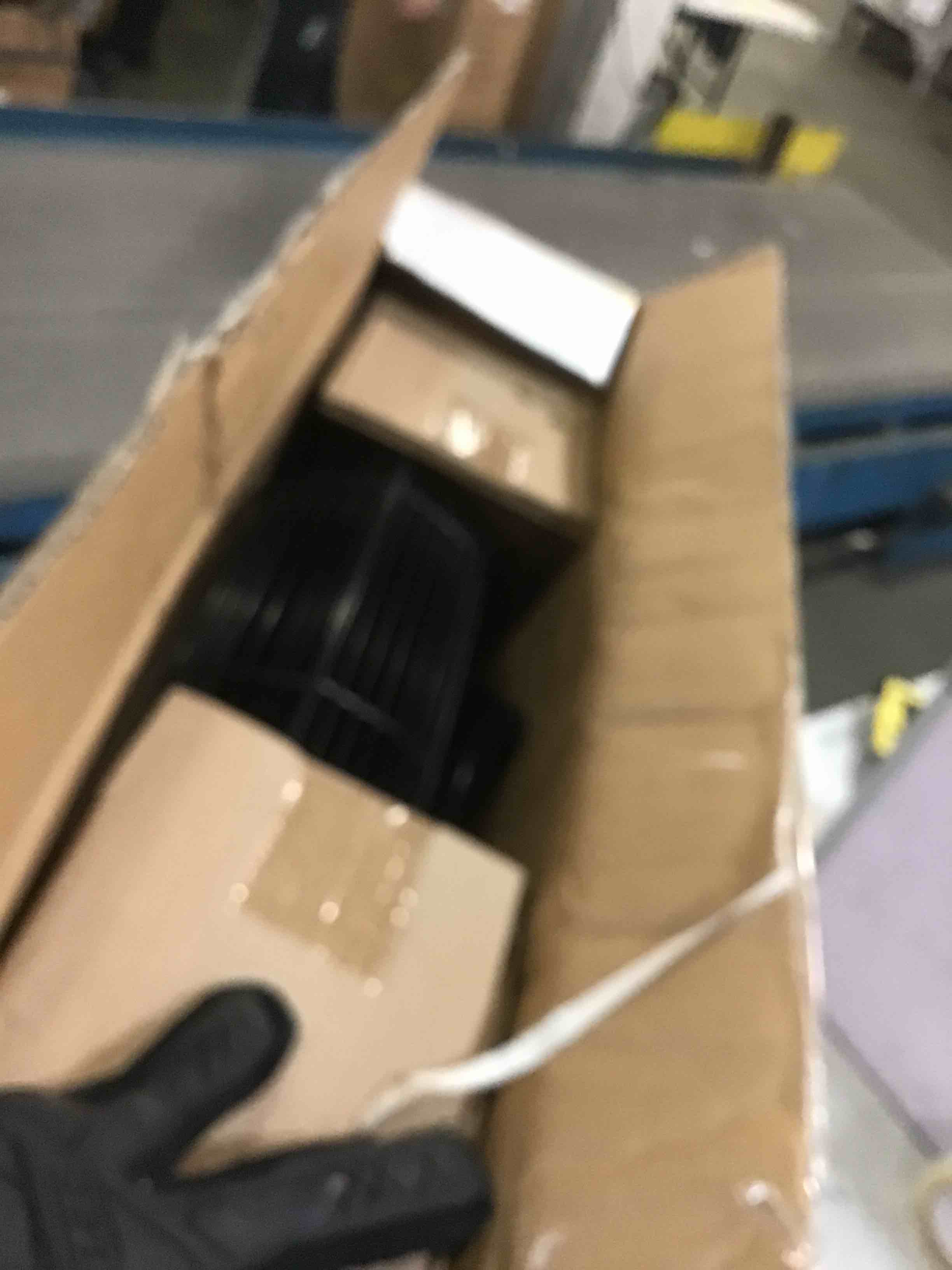 https://s3.amazonaws.com/lotting-images-prod/bidfta/PPE0334135_1729014760386.jpeg