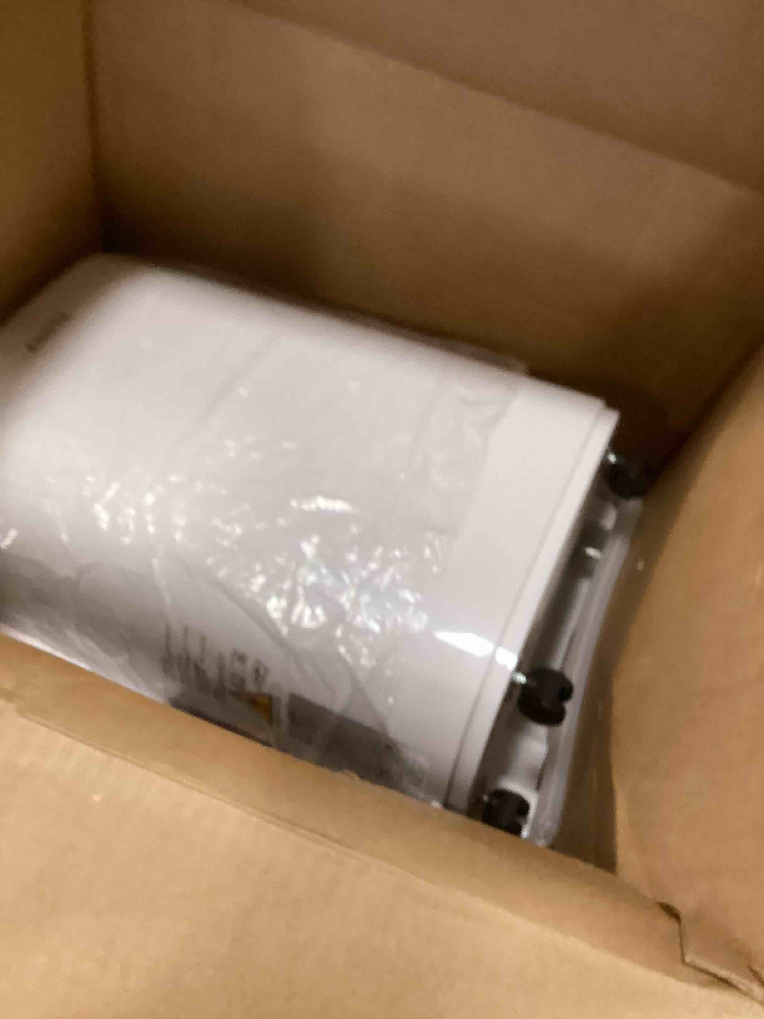https://s3.amazonaws.com/lotting-images-prod/bidfta/PPE0334809_1728743194538.jpeg
