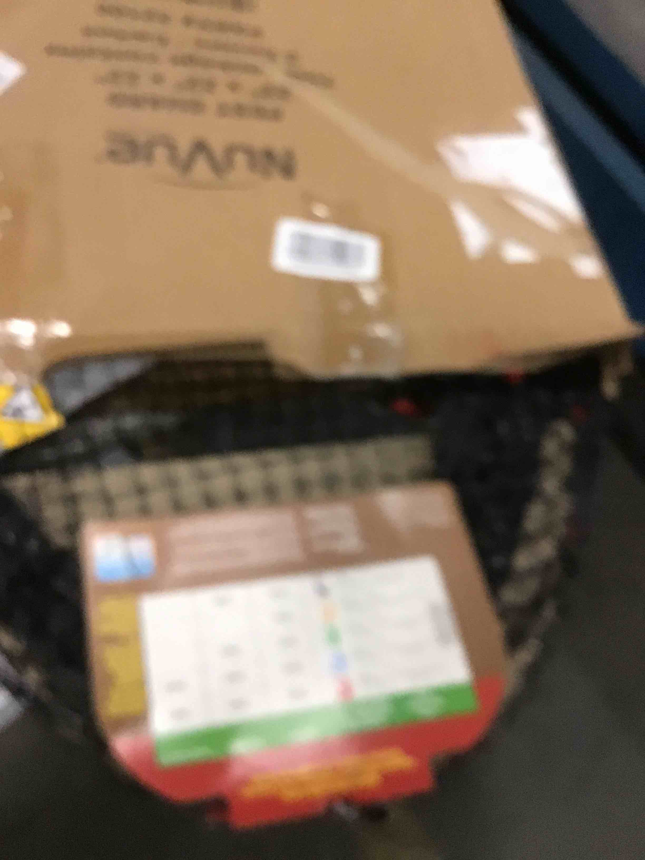 https://s3.amazonaws.com/lotting-images-prod/bidfta/PPE0335729_1727979500575.jpeg