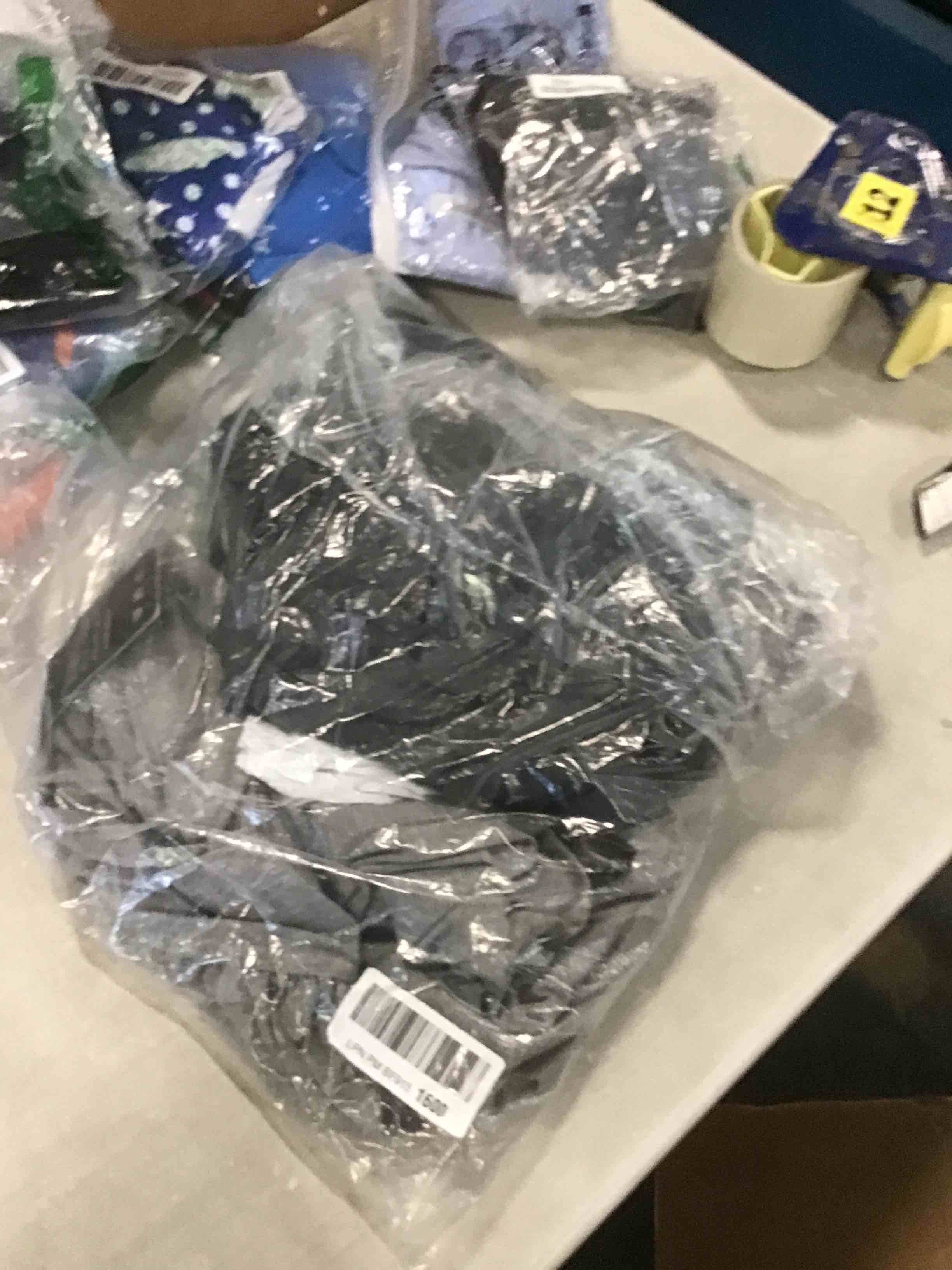 https://s3.amazonaws.com/lotting-images-prod/bidfta/PPE0335861_1727965490611.jpeg