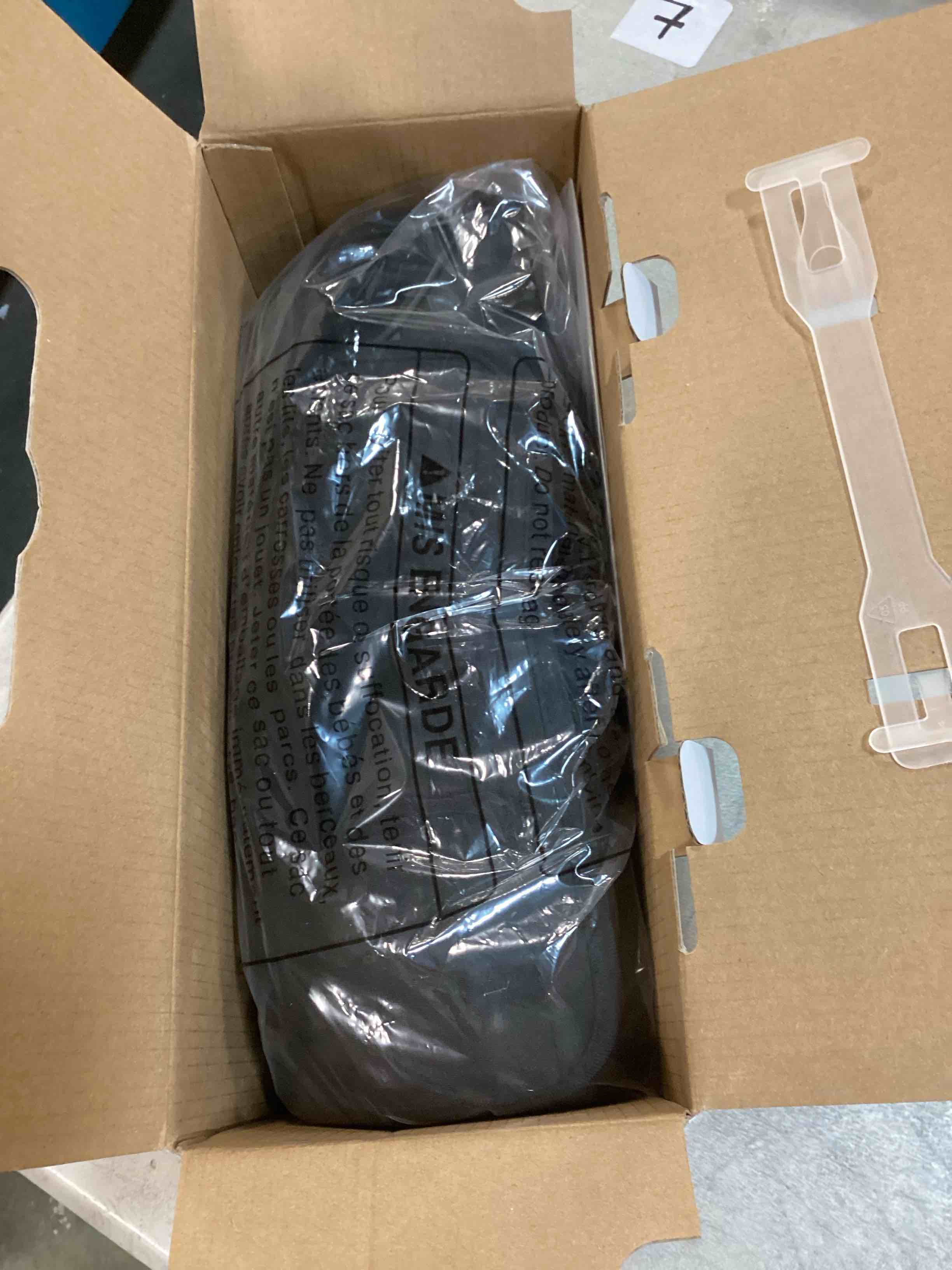 https://s3.amazonaws.com/lotting-images-prod/bidfta/PPE0336060_1729740859810.jpeg