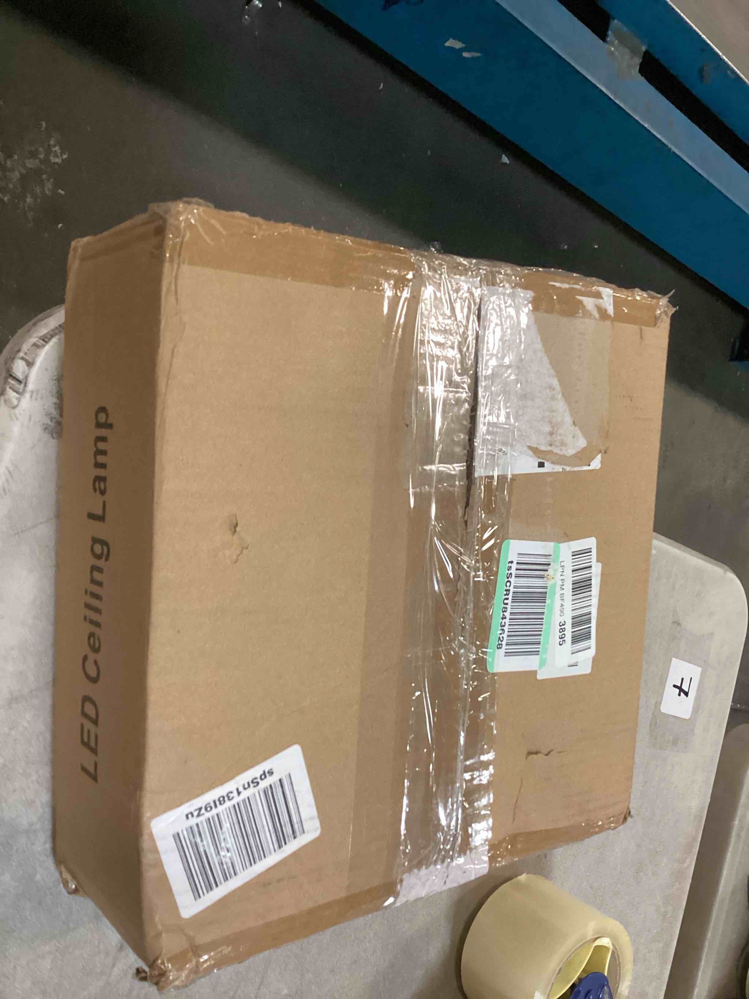 https://s3.amazonaws.com/lotting-images-prod/bidfta/PPE0336209_1729725960327.jpeg