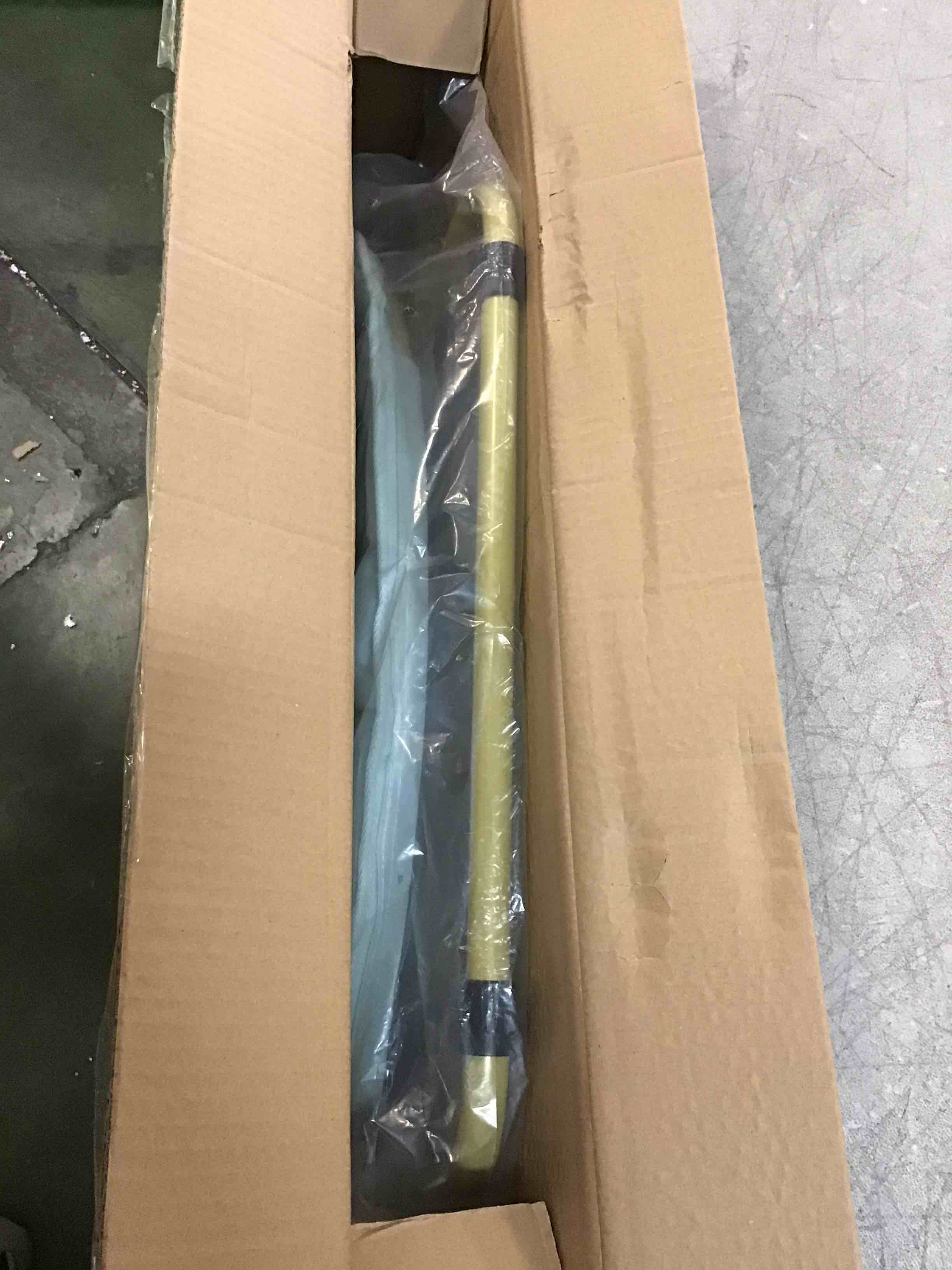 https://s3.amazonaws.com/lotting-images-prod/bidfta/PPE0336389_1729698449169.jpeg