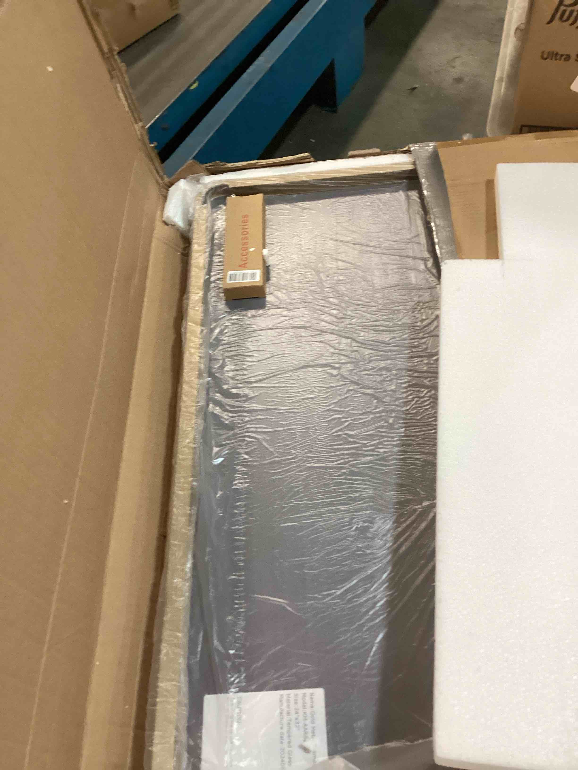 https://s3.amazonaws.com/lotting-images-prod/bidfta/PPE0336478_1729659958228.jpeg