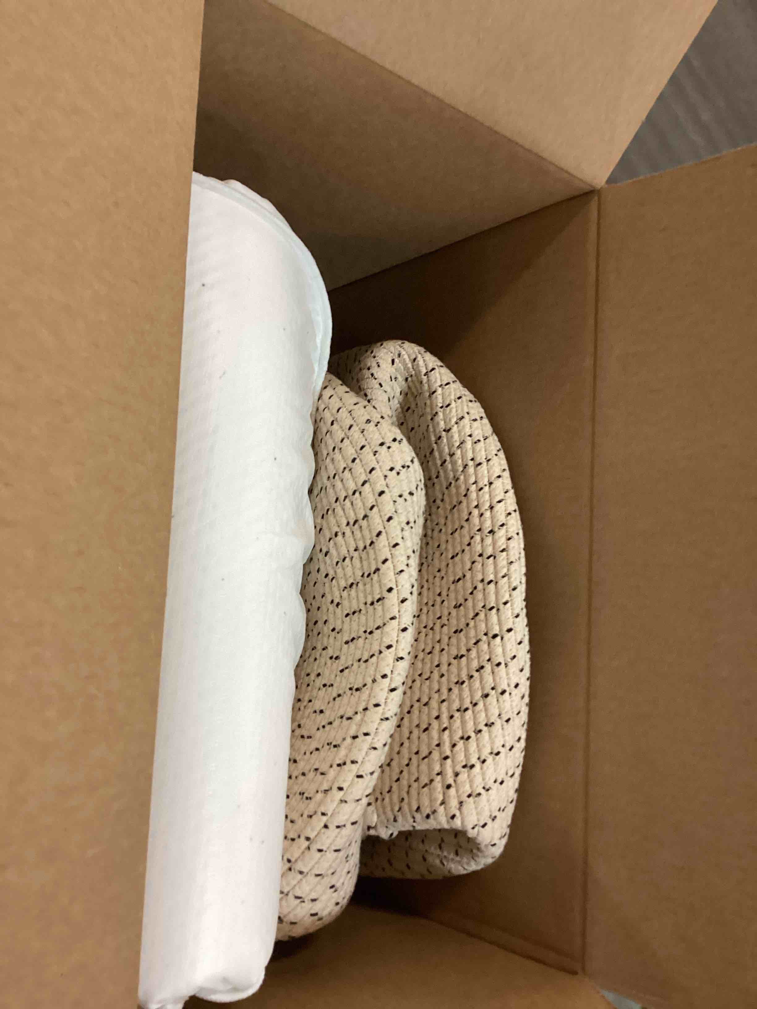 https://s3.amazonaws.com/lotting-images-prod/bidfta/PPE0336487_1729658816452.jpeg