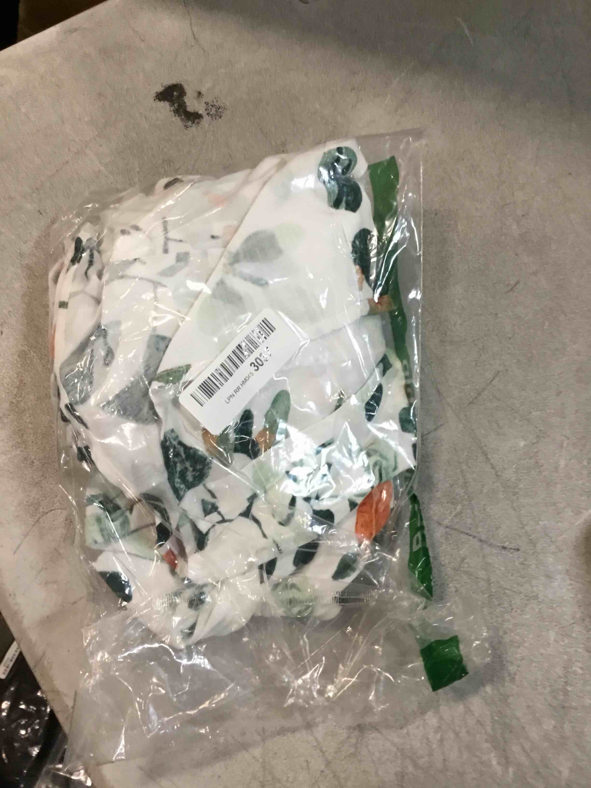 https://s3.amazonaws.com/lotting-images-prod/bidfta/PPE0337367_1729133533159.jpeg