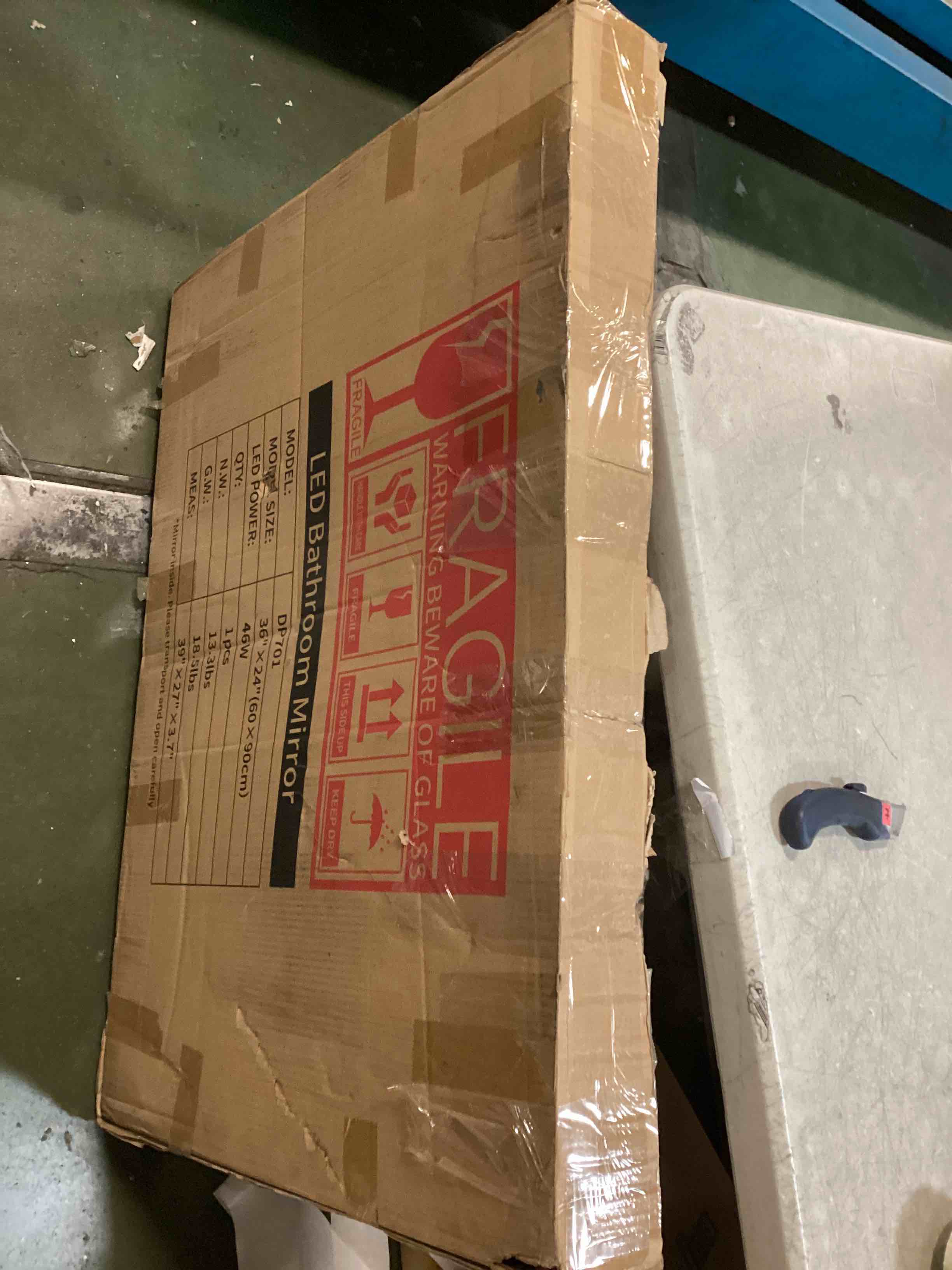 https://s3.amazonaws.com/lotting-images-prod/bidfta/PPE0337880_1728961135911.jpeg