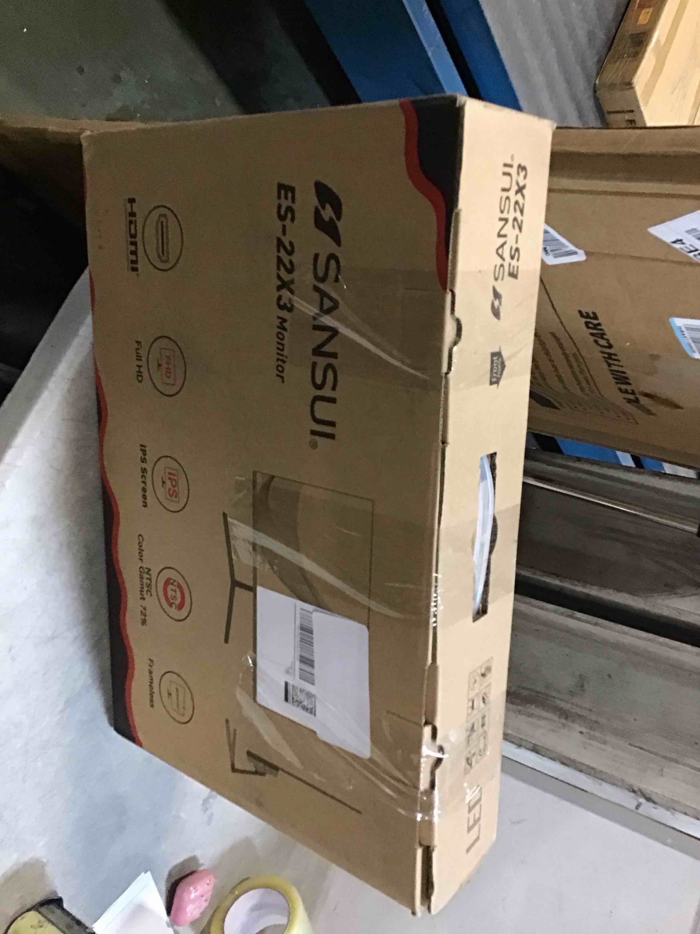 https://s3.amazonaws.com/lotting-images-prod/bidfta/PPE0337973_1728949213083.jpeg