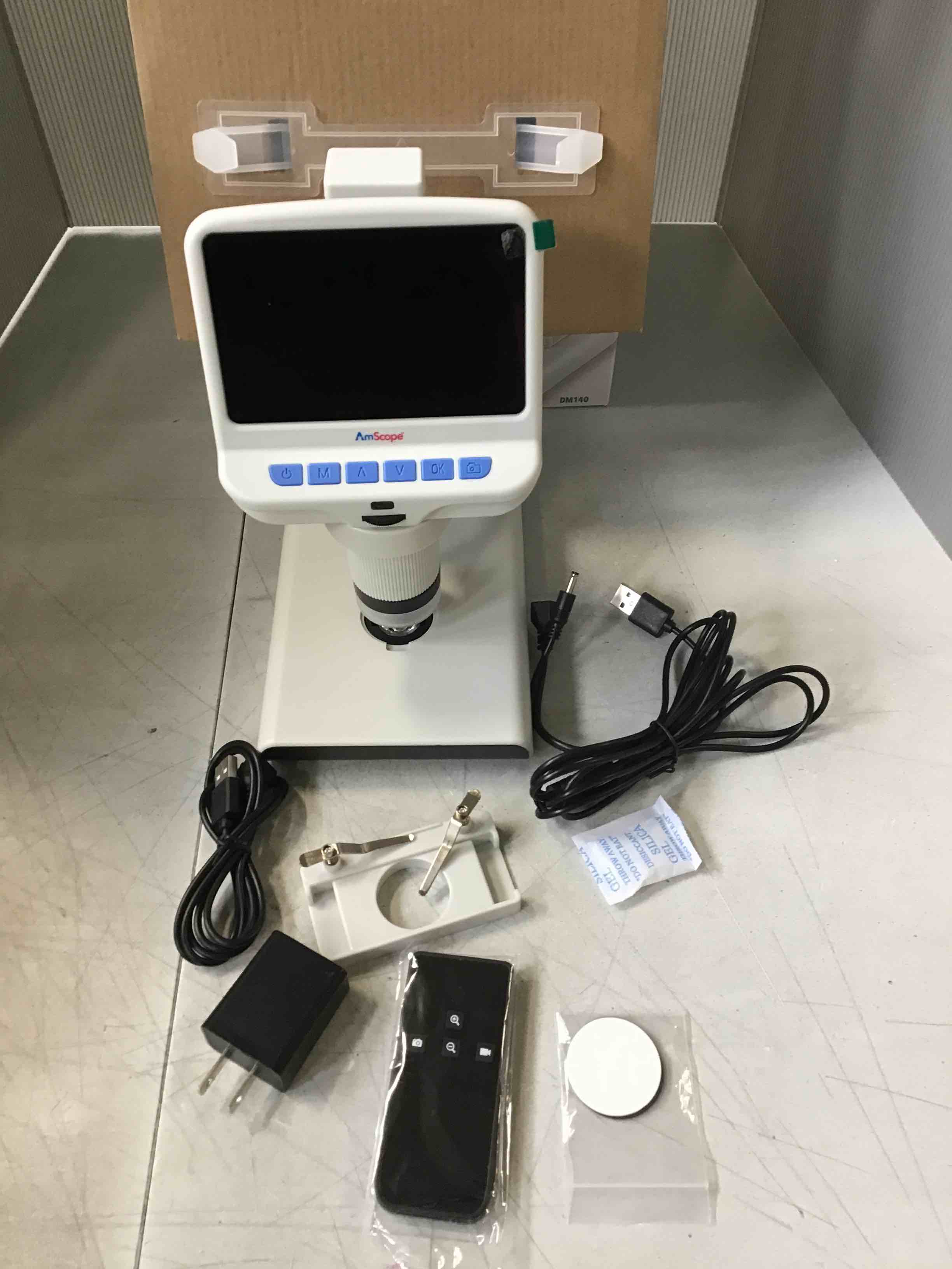 https://s3.amazonaws.com/lotting-images-prod/bidfta/PPE0340003_1745600239148.jpeg