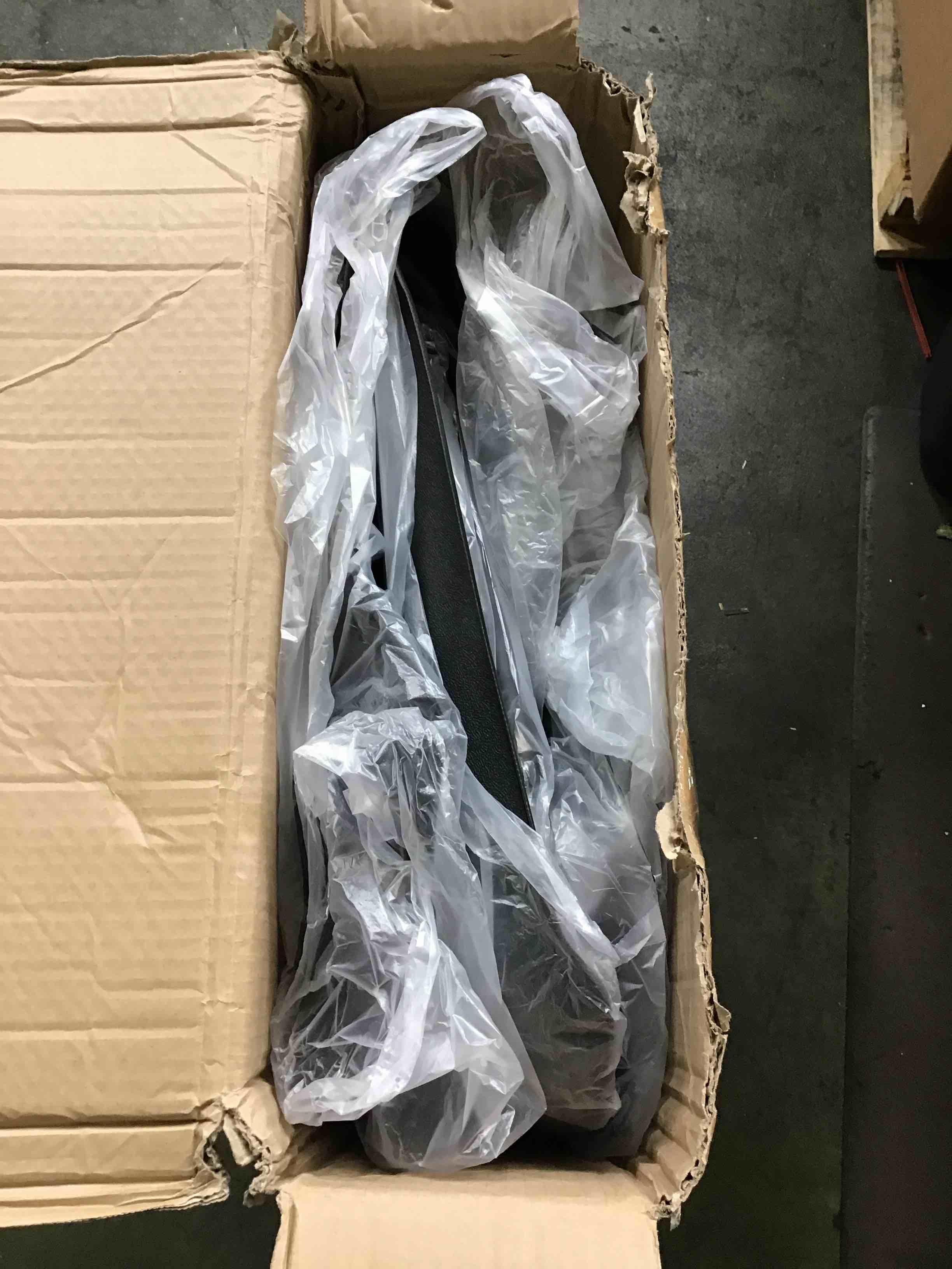 https://s3.amazonaws.com/lotting-images-prod/bidfta/PPE0340080_1745953311786.jpeg