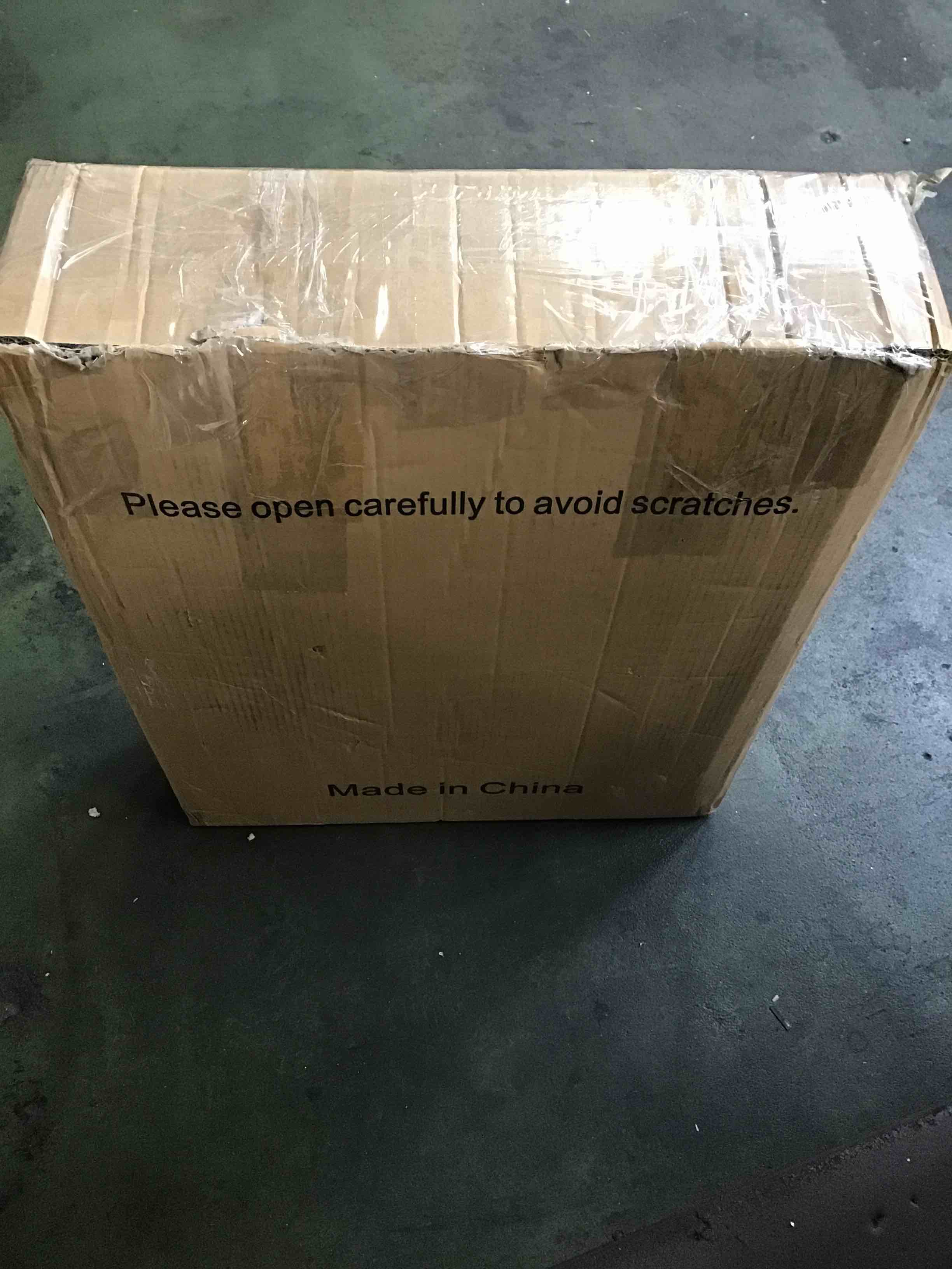 https://s3.amazonaws.com/lotting-images-prod/bidfta/PPE0340080_1745953430951.jpeg