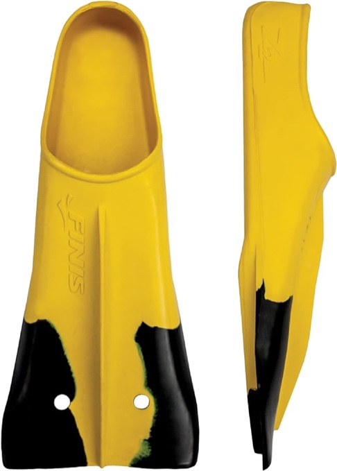 FINIS Zoomer Fins (Size FEMALE 8.5-9.5 / MALE 7.5-8.5)