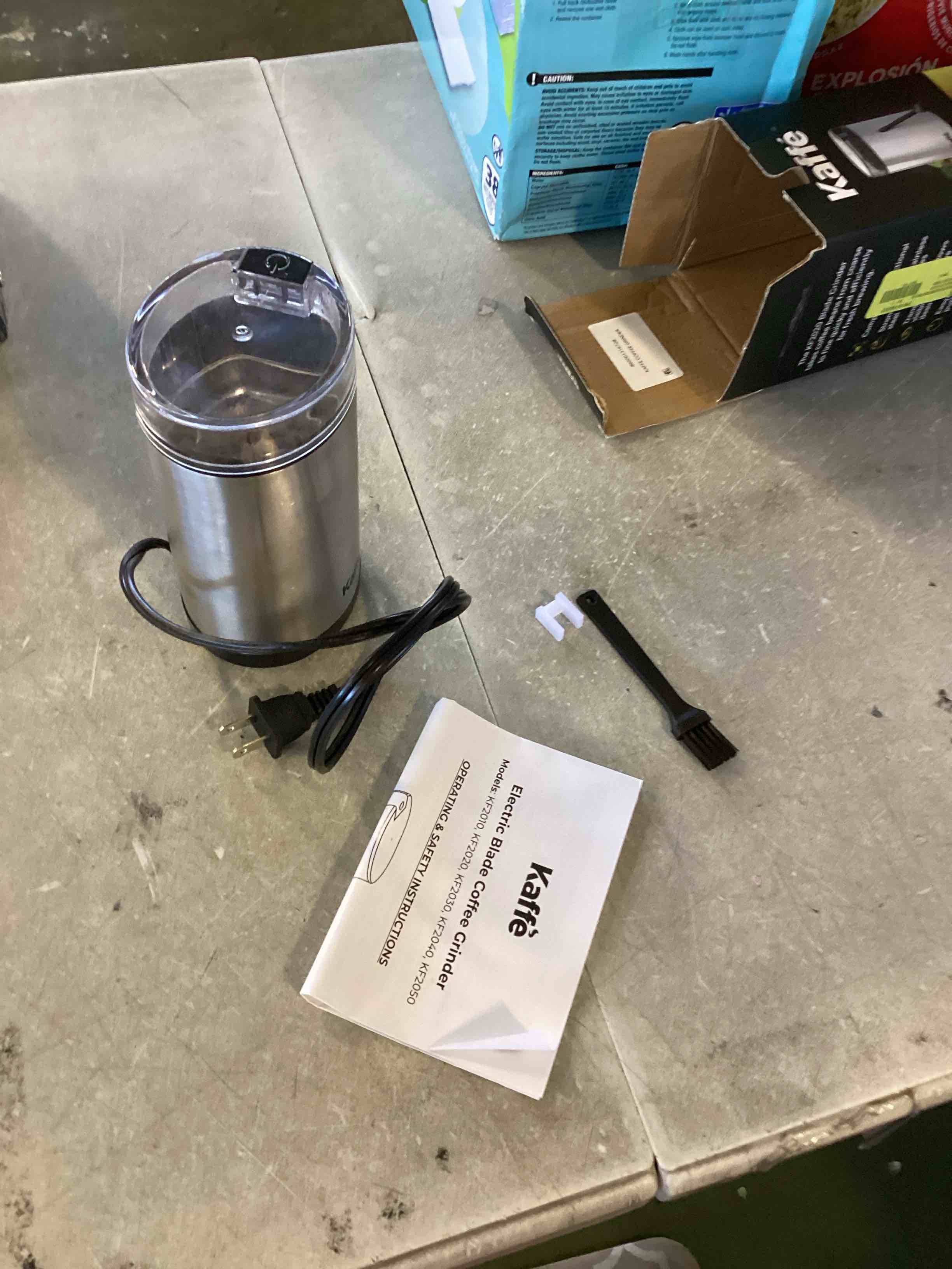 https://s3.amazonaws.com/lotting-images-prod/bidfta/PPE0341222_1728312703896.jpeg