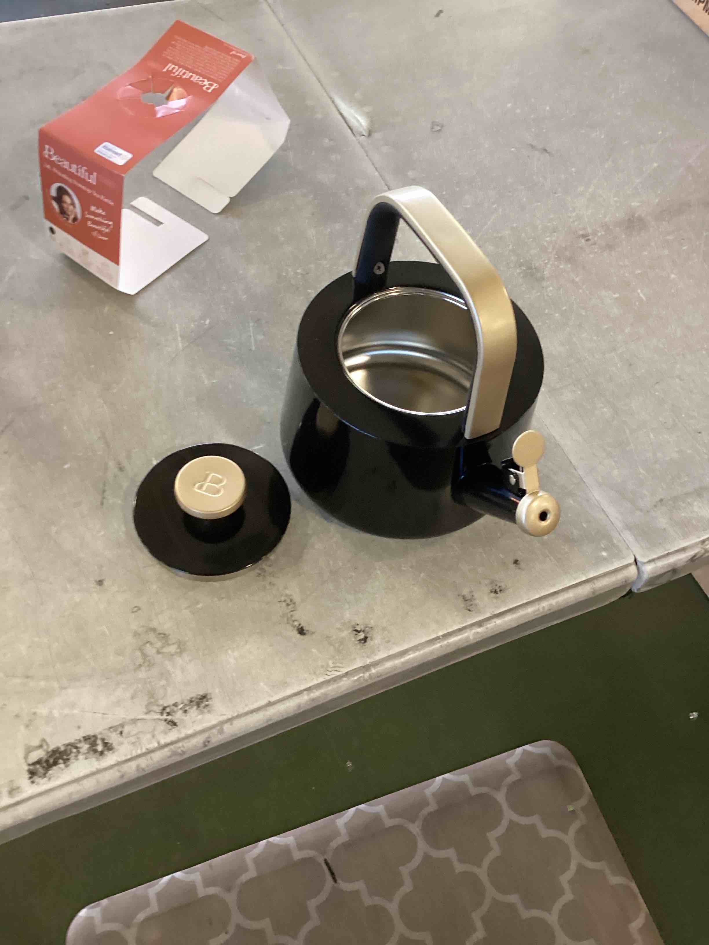 https://s3.amazonaws.com/lotting-images-prod/bidfta/PPE0341235_1728307940727.jpeg