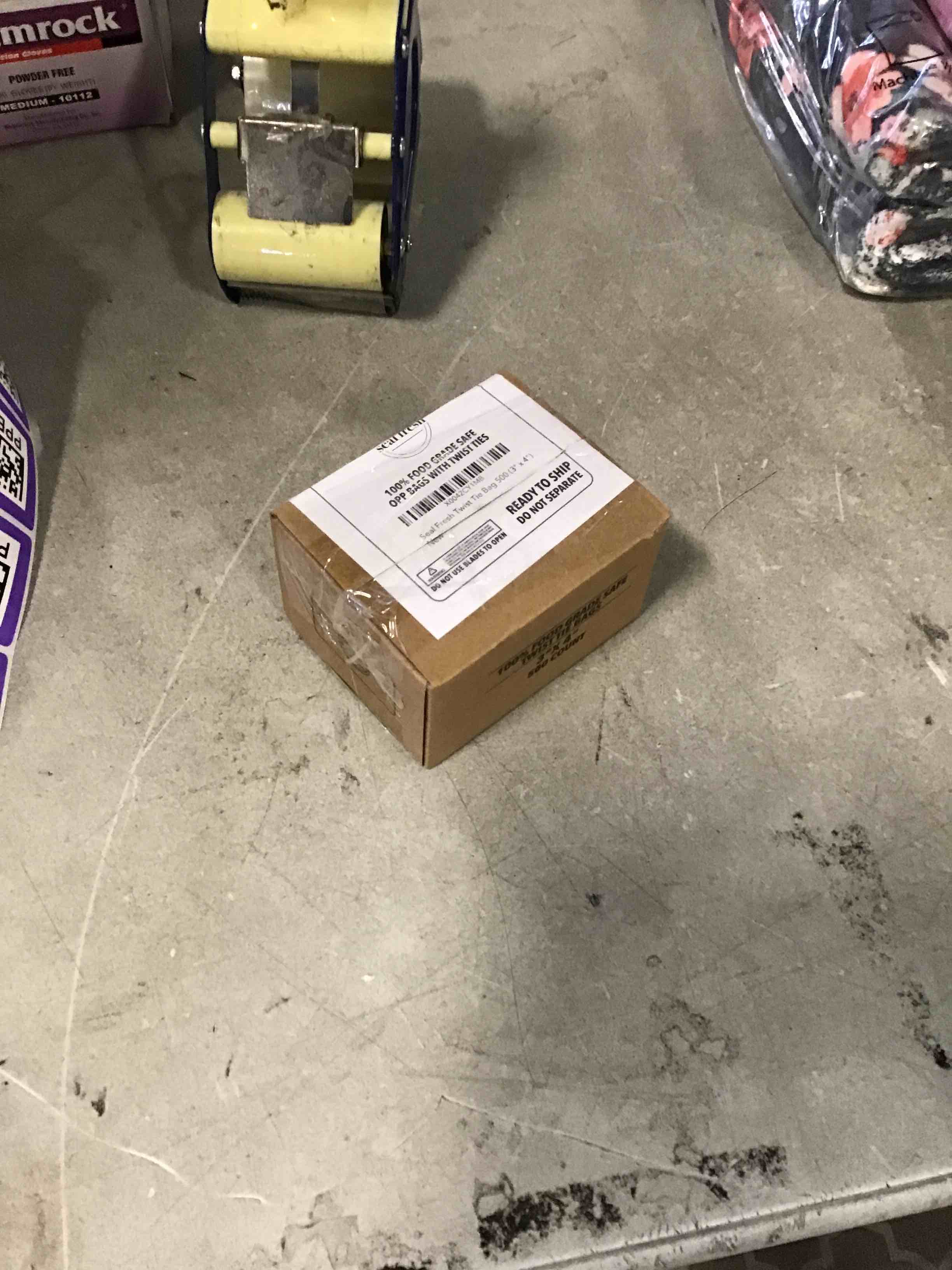 https://s3.amazonaws.com/lotting-images-prod/bidfta/PPE0341370_1728067393855.jpeg