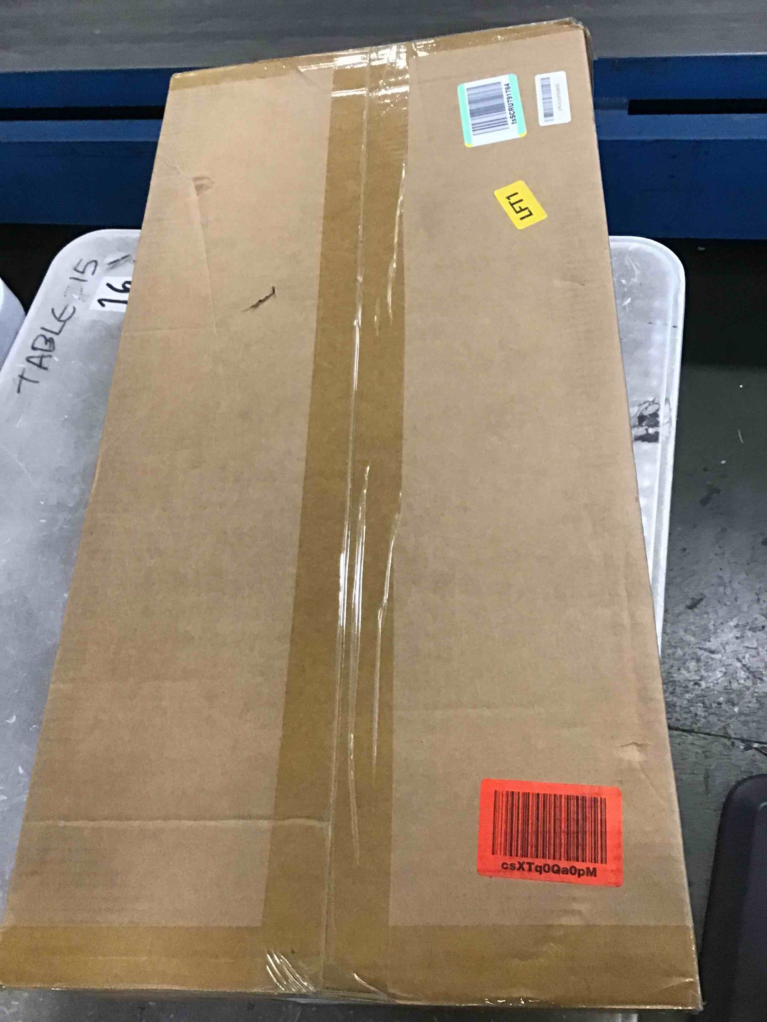https://s3.amazonaws.com/lotting-images-prod/bidfta/PPE0342260_1728416807734.jpeg