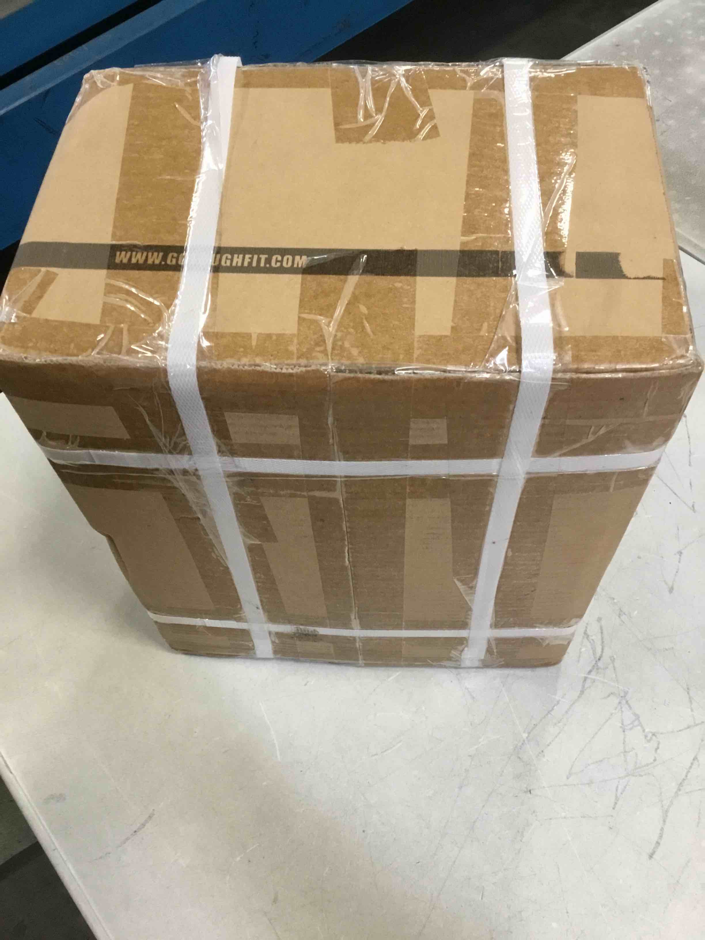 https://s3.amazonaws.com/lotting-images-prod/bidfta/PPE0342384_1728504141282.jpeg