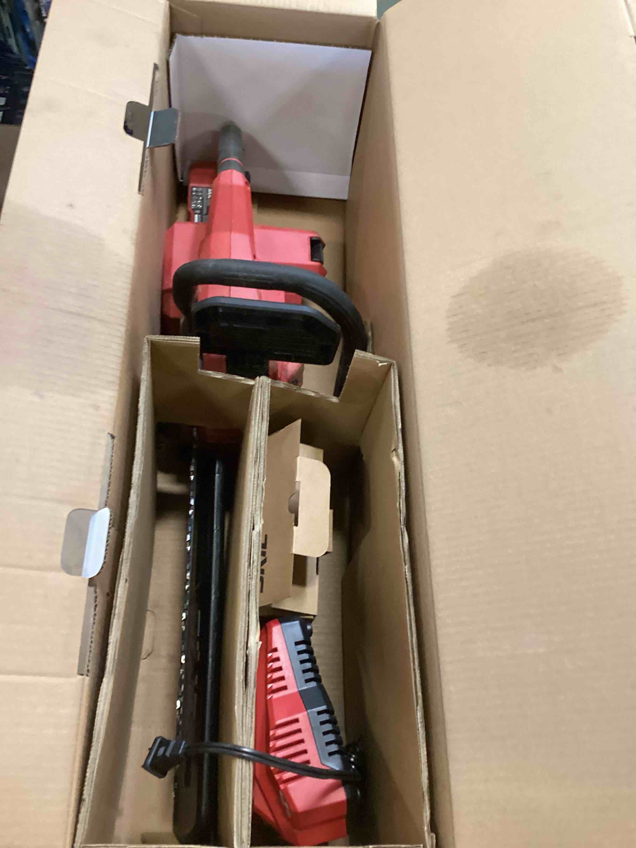 https://s3.amazonaws.com/lotting-images-prod/bidfta/PPE0342904_1729614629880.jpeg