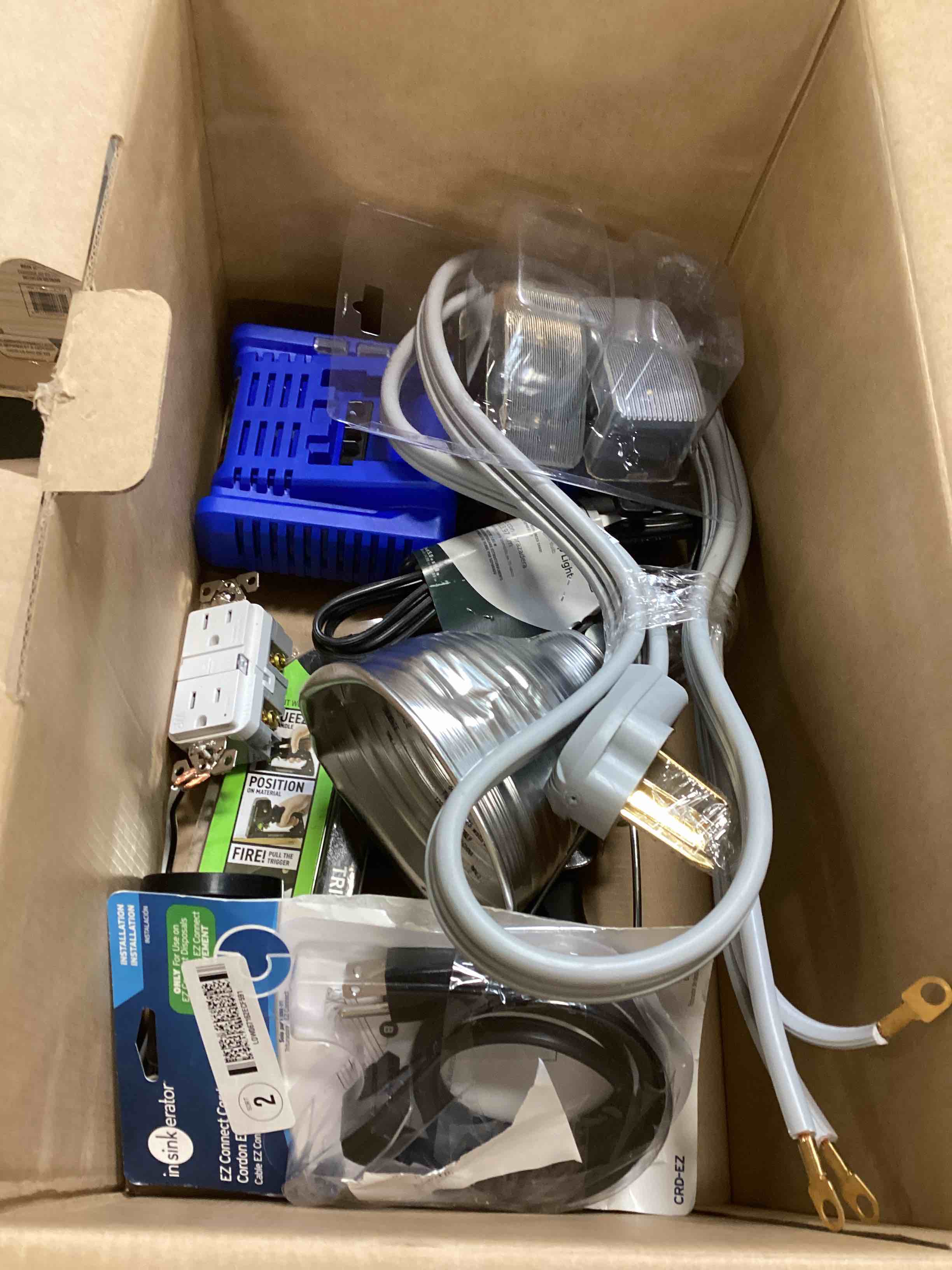 https://s3.amazonaws.com/lotting-images-prod/bidfta/PPE0342942_1729626046253.jpeg