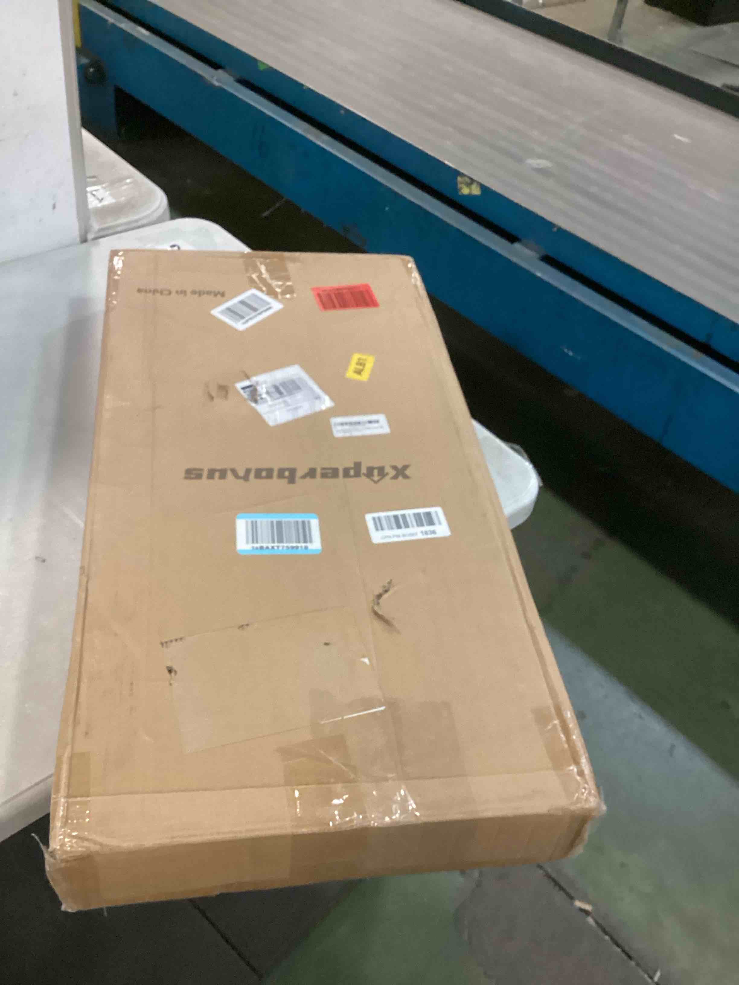 https://s3.amazonaws.com/lotting-images-prod/bidfta/PPE0343940_1726695586778.jpeg