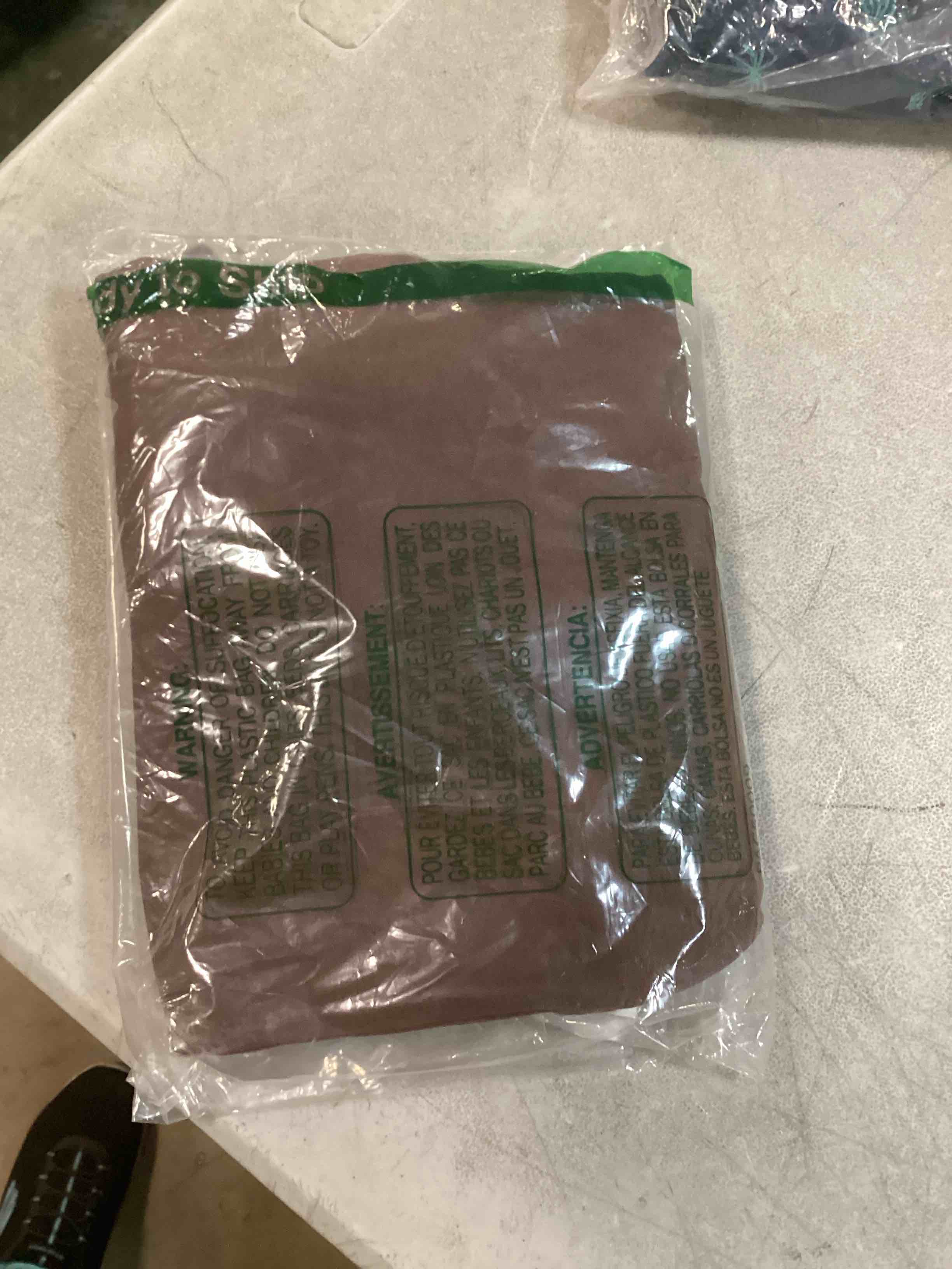 https://s3.amazonaws.com/lotting-images-prod/bidfta/PPE0344062_1729013226657.jpeg