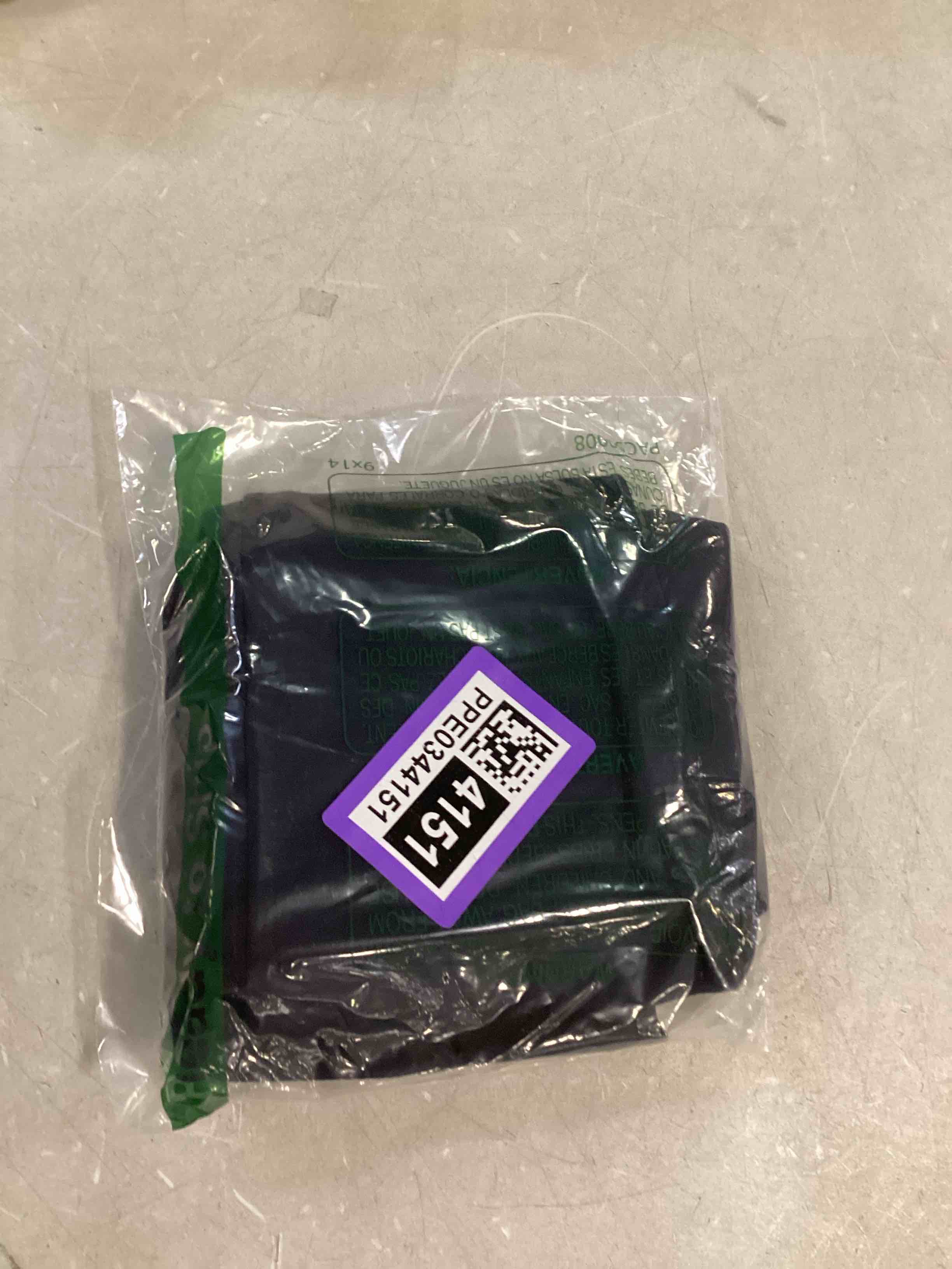 https://s3.amazonaws.com/lotting-images-prod/bidfta/PPE0344151_1728922984443.jpeg