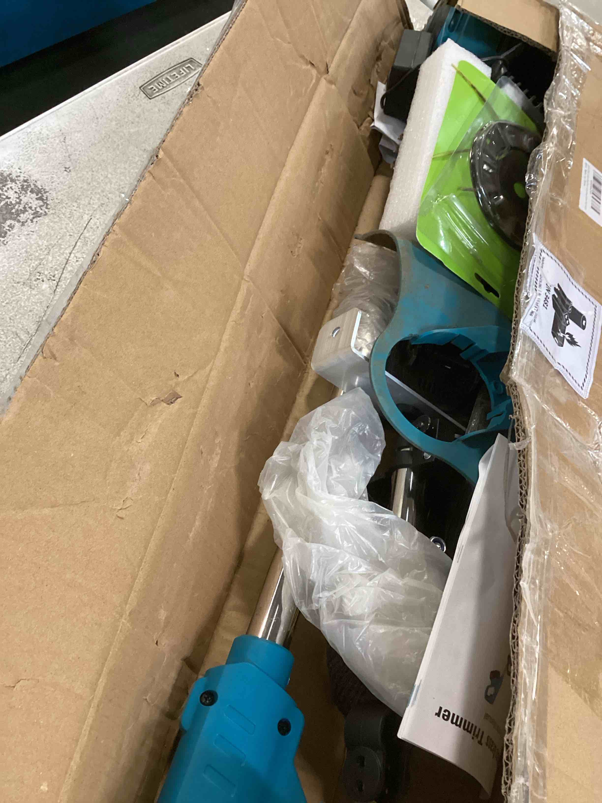https://s3.amazonaws.com/lotting-images-prod/bidfta/PPE0344385_1728671825203.jpeg