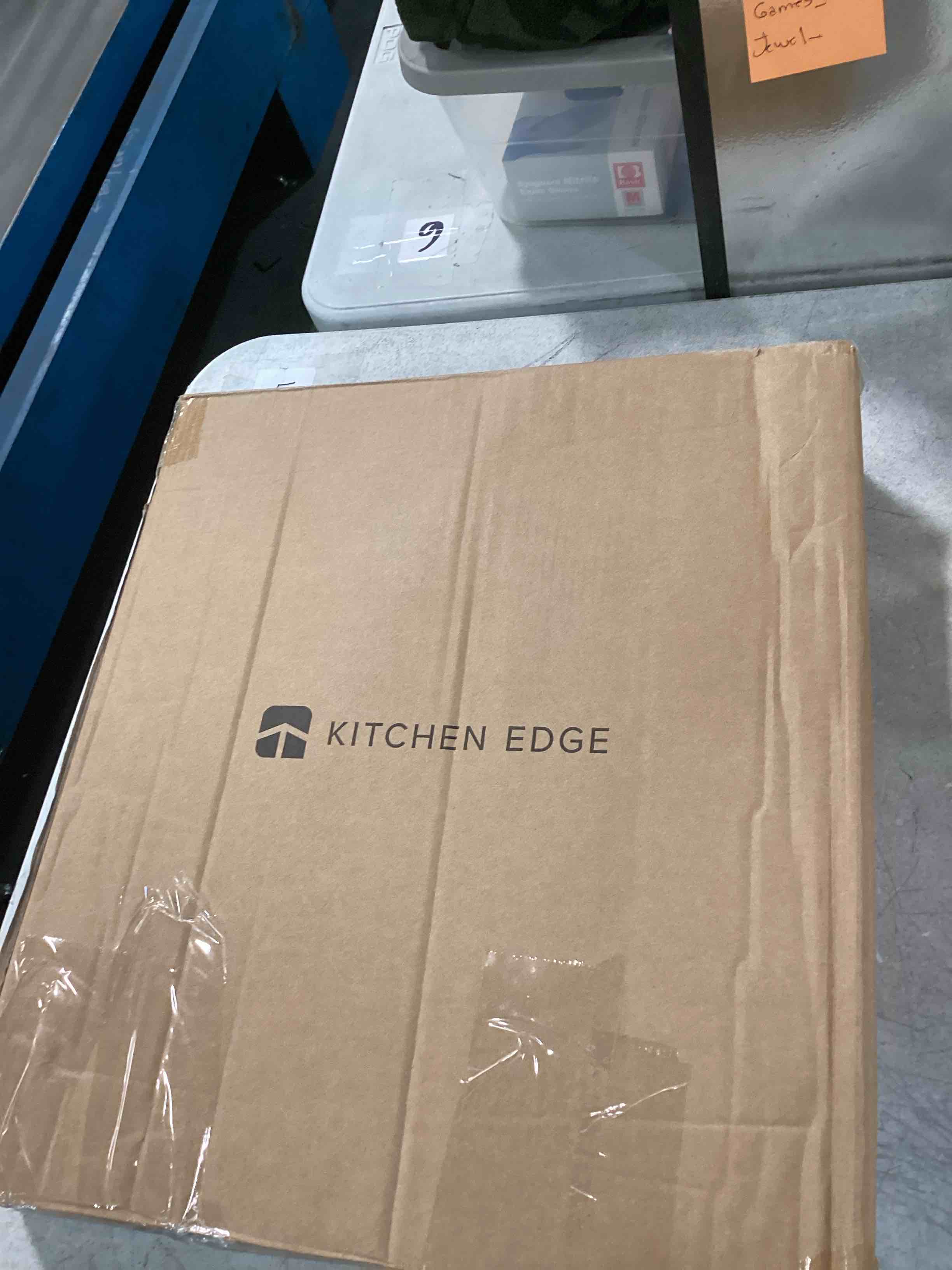 https://s3.amazonaws.com/lotting-images-prod/bidfta/PPE0344583_1728649046616.jpeg