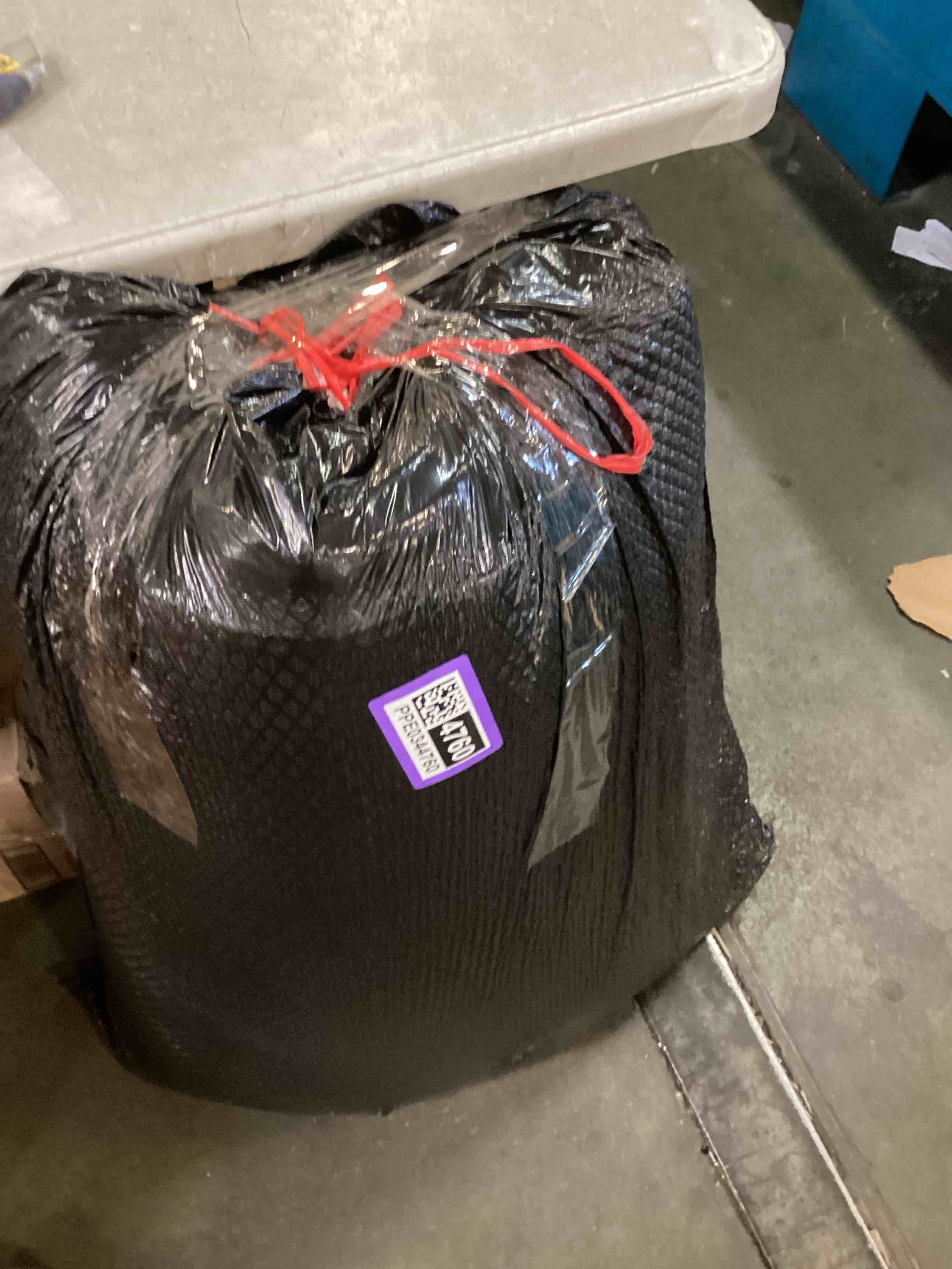 https://s3.amazonaws.com/lotting-images-prod/bidfta/PPE0344760_1728570754532.jpeg