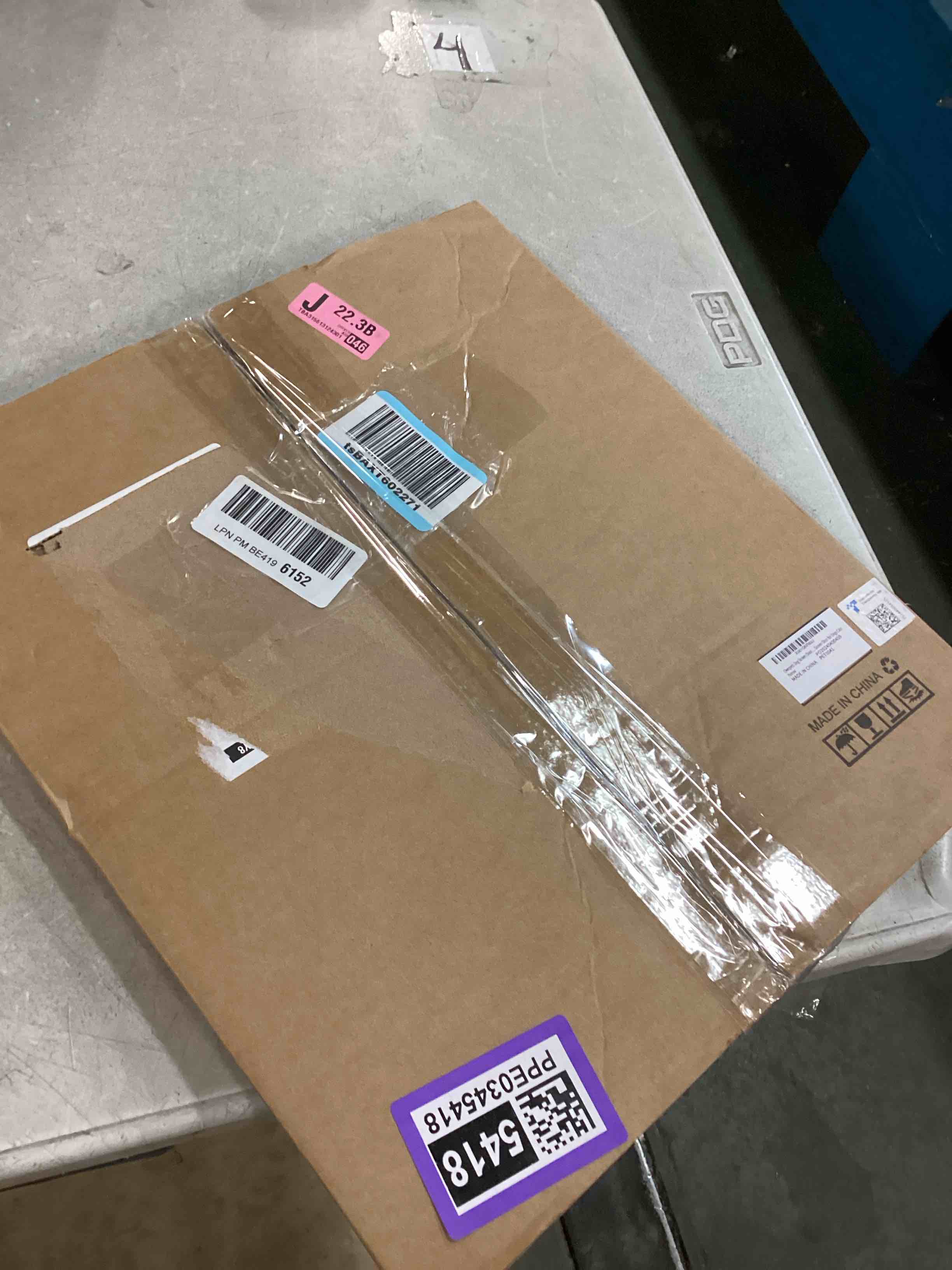 https://s3.amazonaws.com/lotting-images-prod/bidfta/PPE0345418_1728387596365.jpeg
