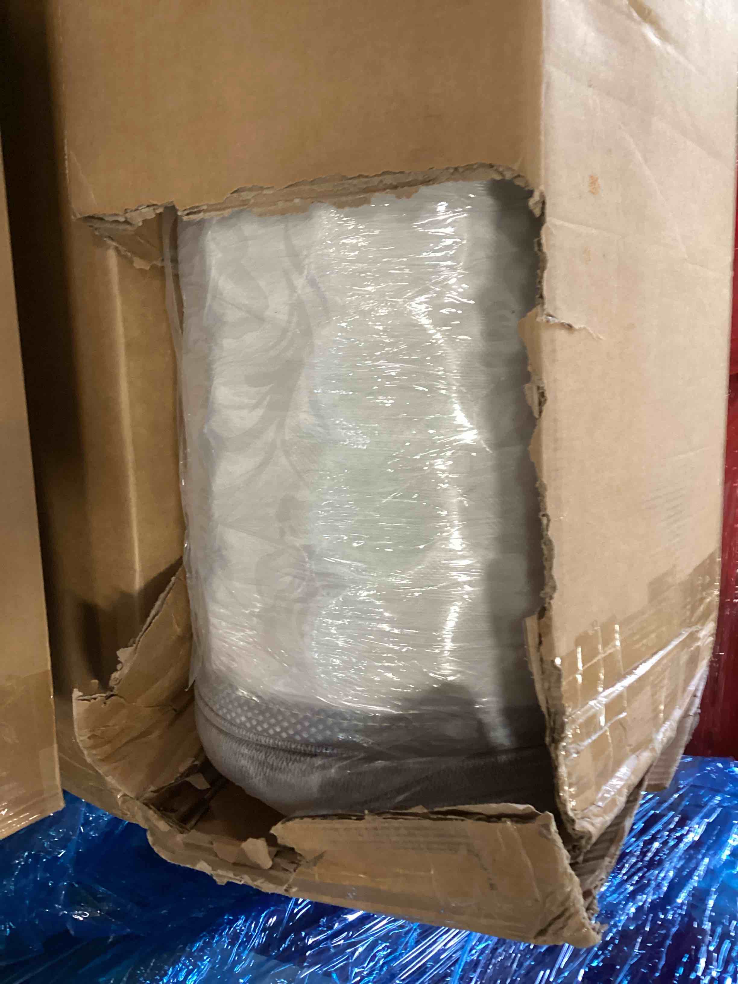 https://s3.amazonaws.com/lotting-images-prod/bidfta/PPE0345555_1728323727793.jpeg