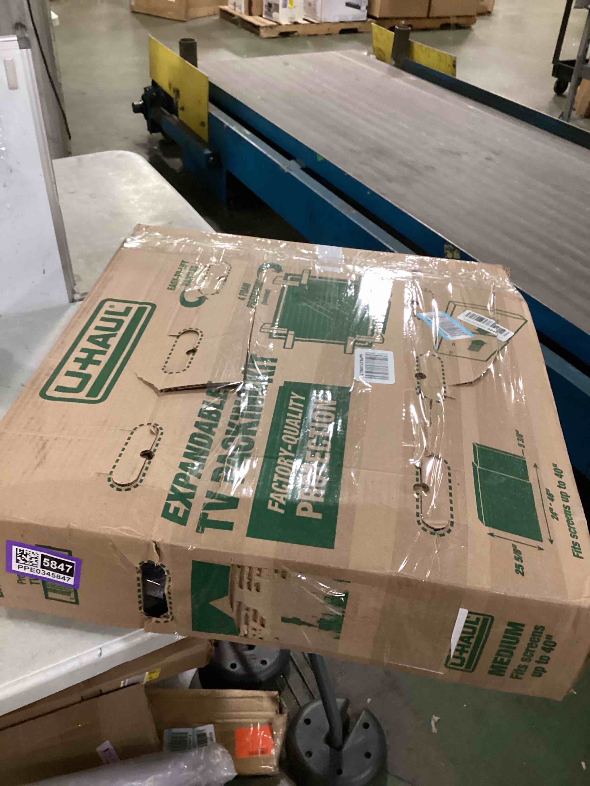 https://s3.amazonaws.com/lotting-images-prod/bidfta/PPE0345847_1728129599776.jpeg