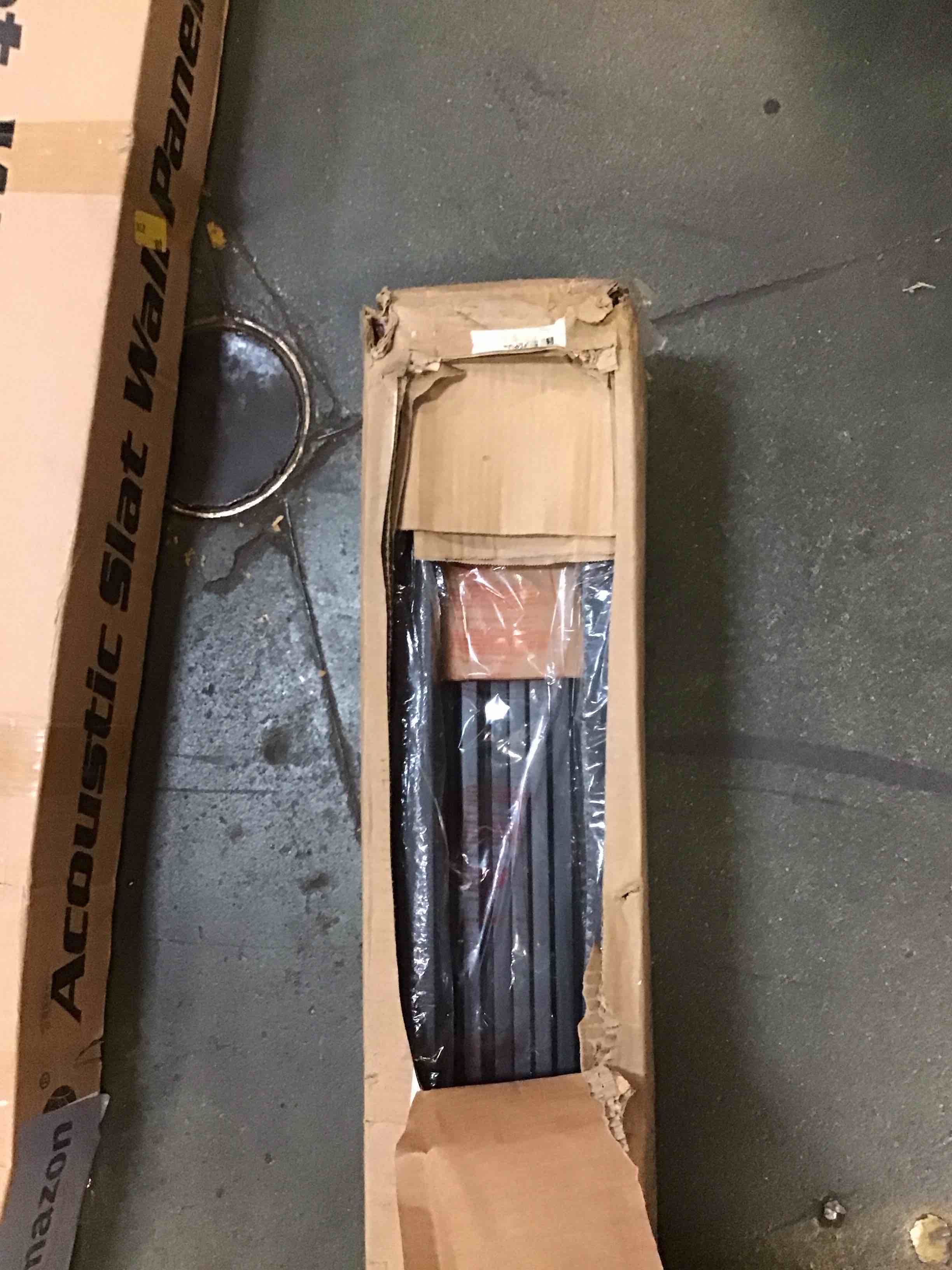 https://s3.amazonaws.com/lotting-images-prod/bidfta/PPE0346592_1732574988355.jpeg