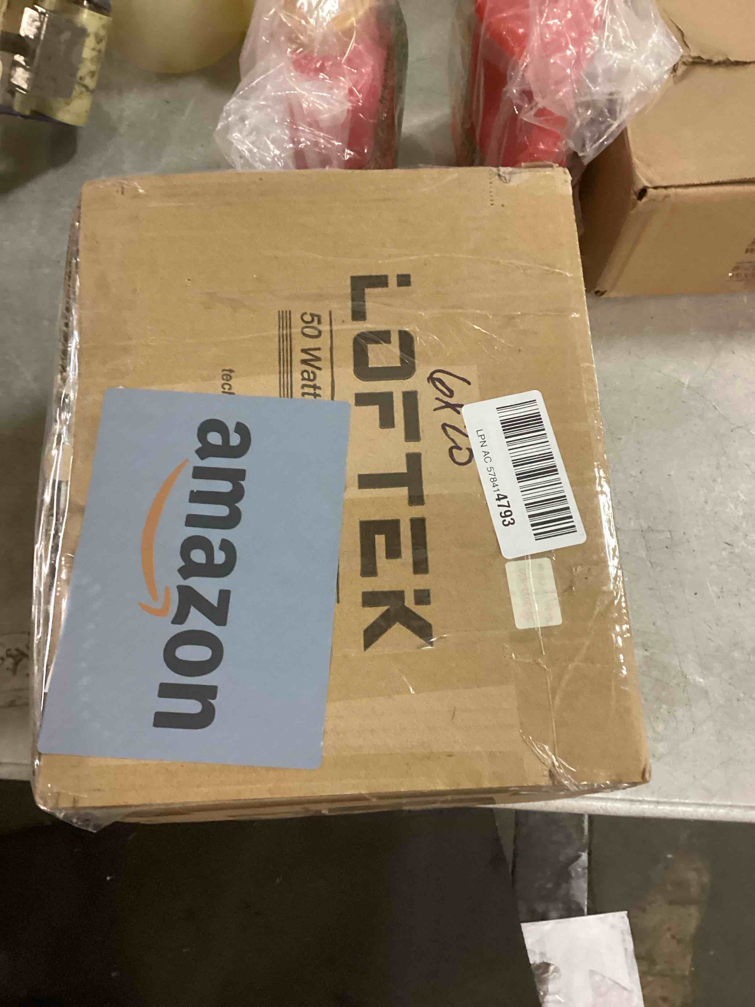 https://s3.amazonaws.com/lotting-images-prod/bidfta/PPE0346714_1732255542582.jpeg