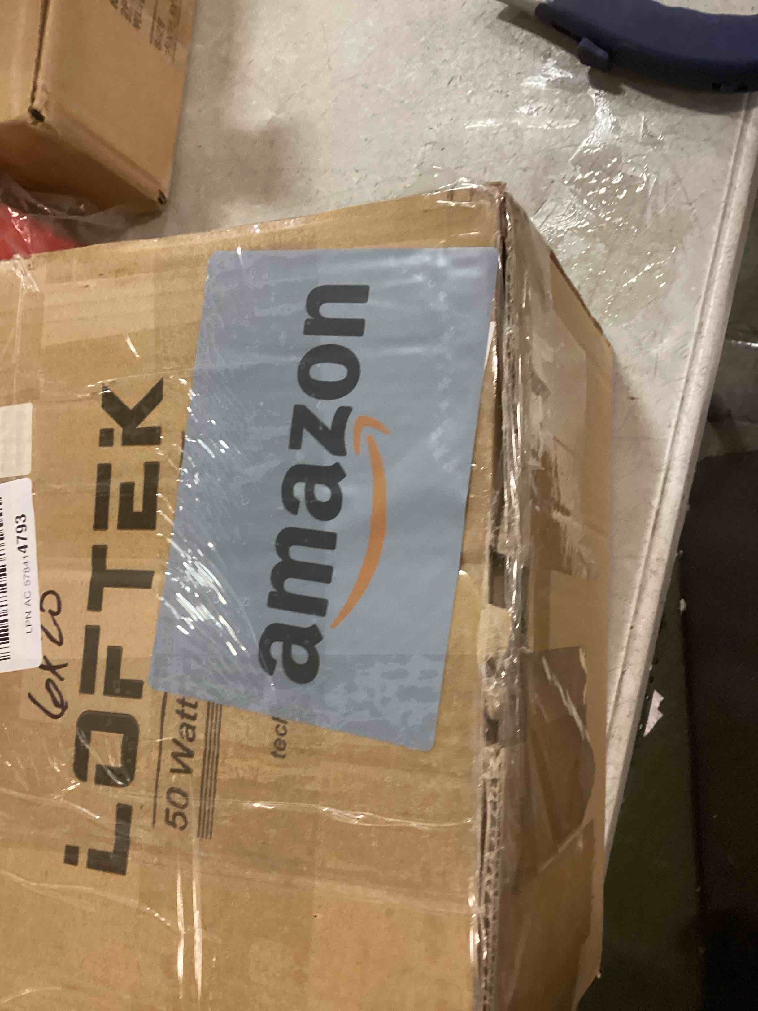 https://s3.amazonaws.com/lotting-images-prod/bidfta/PPE0346714_1732255577954.jpeg