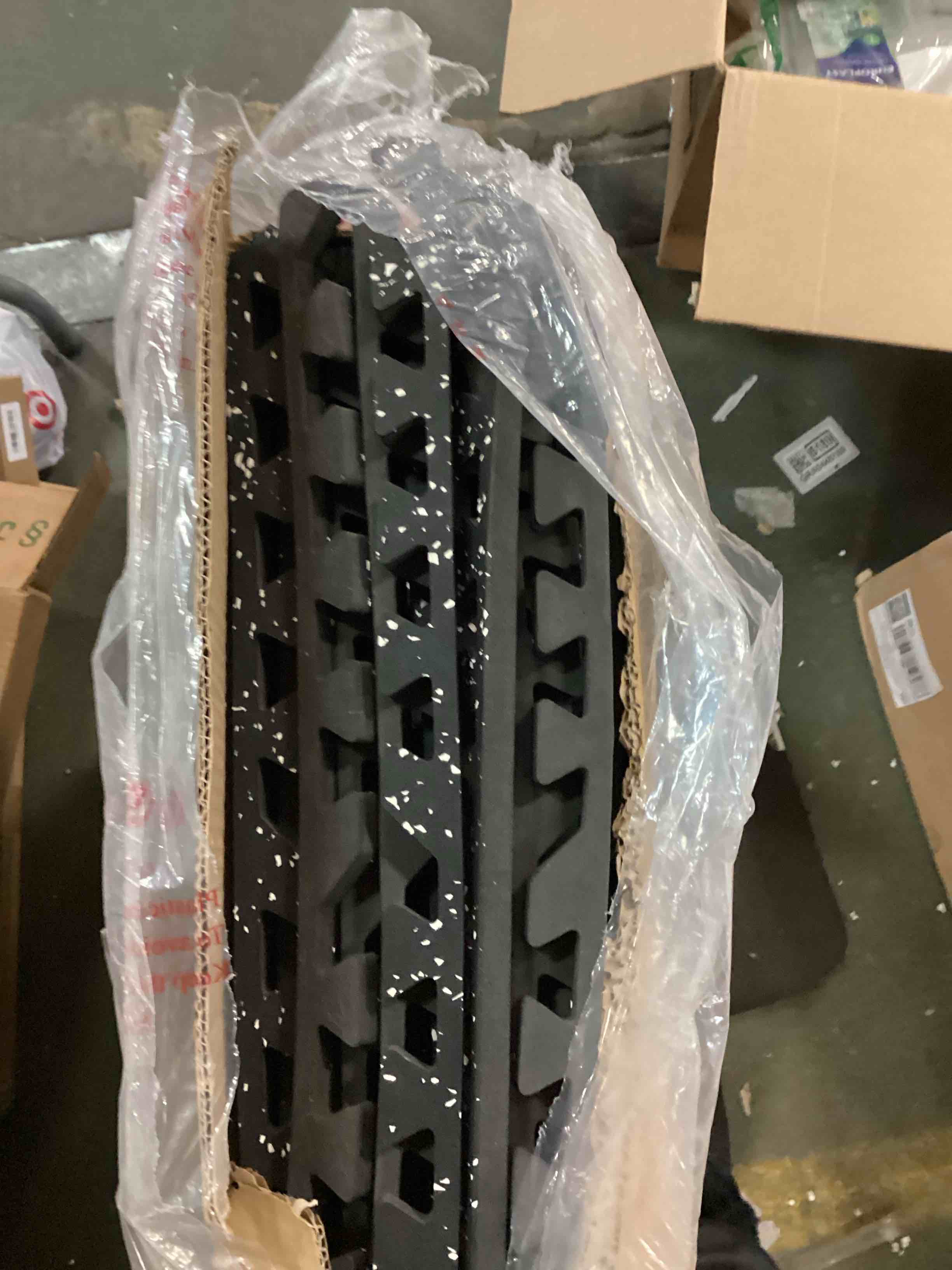 https://s3.amazonaws.com/lotting-images-prod/bidfta/PPE0346925_1732233000574.jpeg