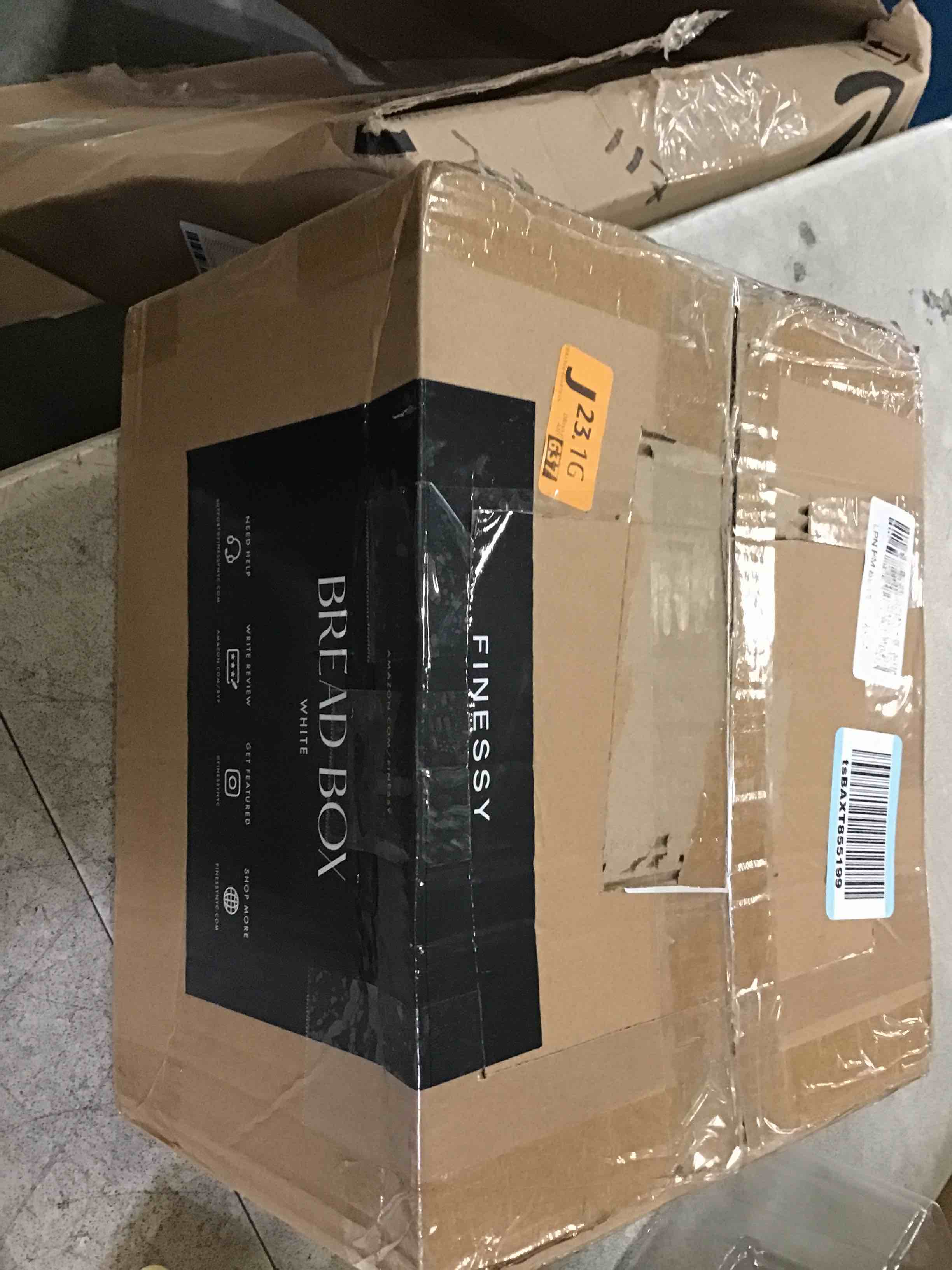 https://s3.amazonaws.com/lotting-images-prod/bidfta/PPE0347587_1731164047252.jpeg