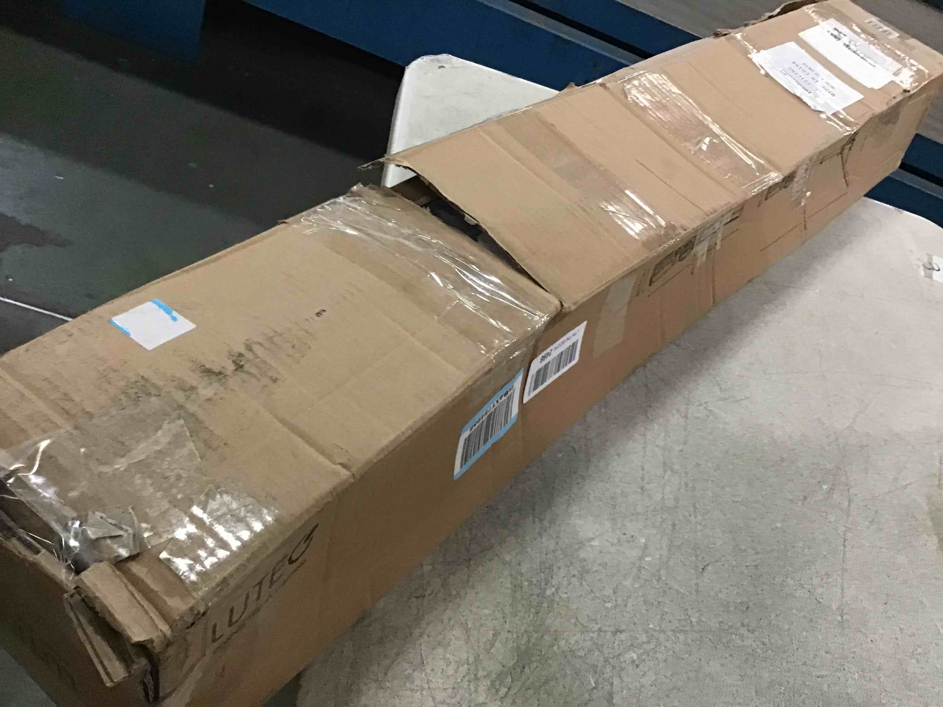 https://s3.amazonaws.com/lotting-images-prod/bidfta/PPE0347640_1731160176636.jpeg