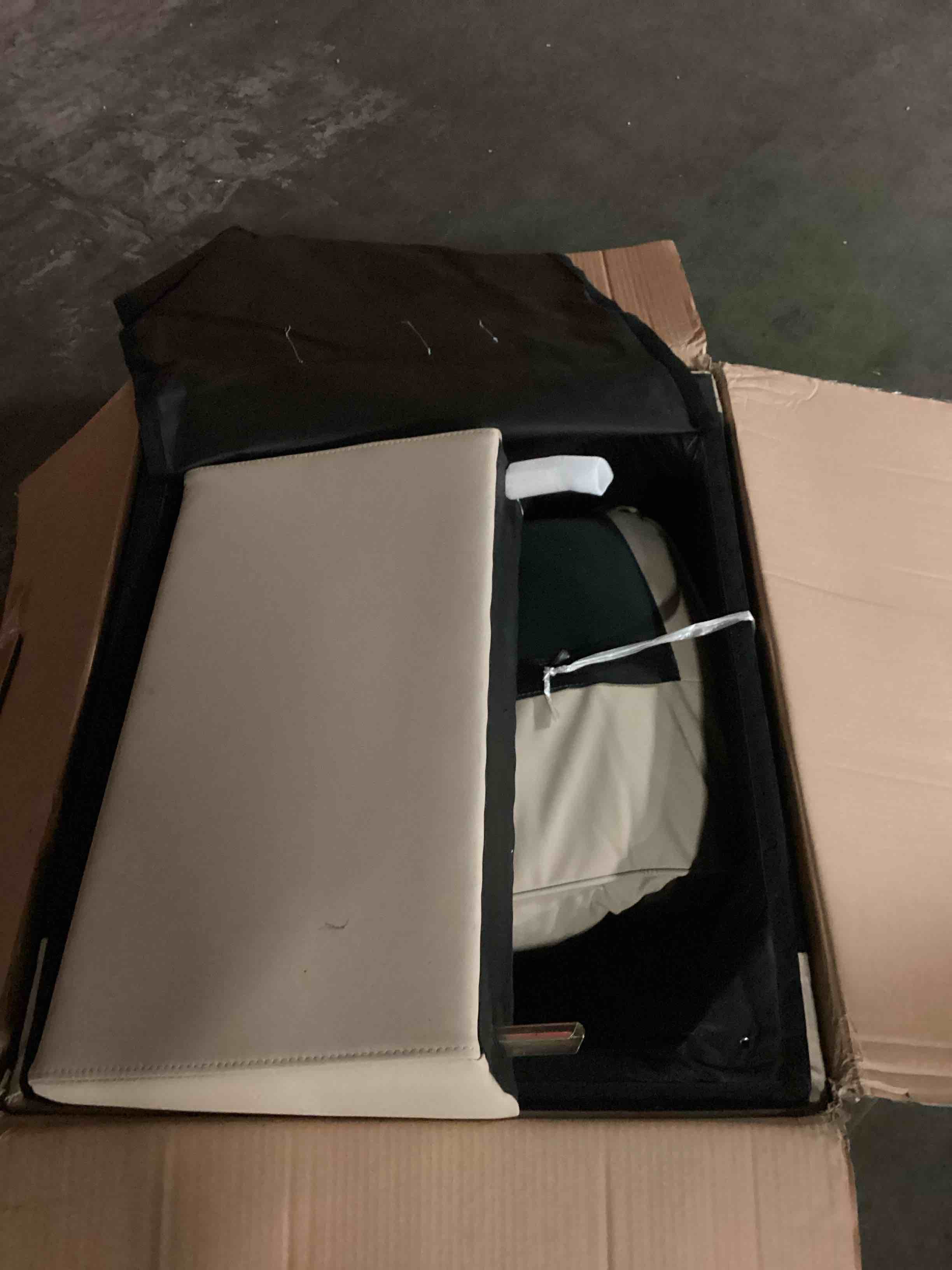 https://s3.amazonaws.com/lotting-images-prod/bidfta/PPE0347837_1730950760388.jpeg