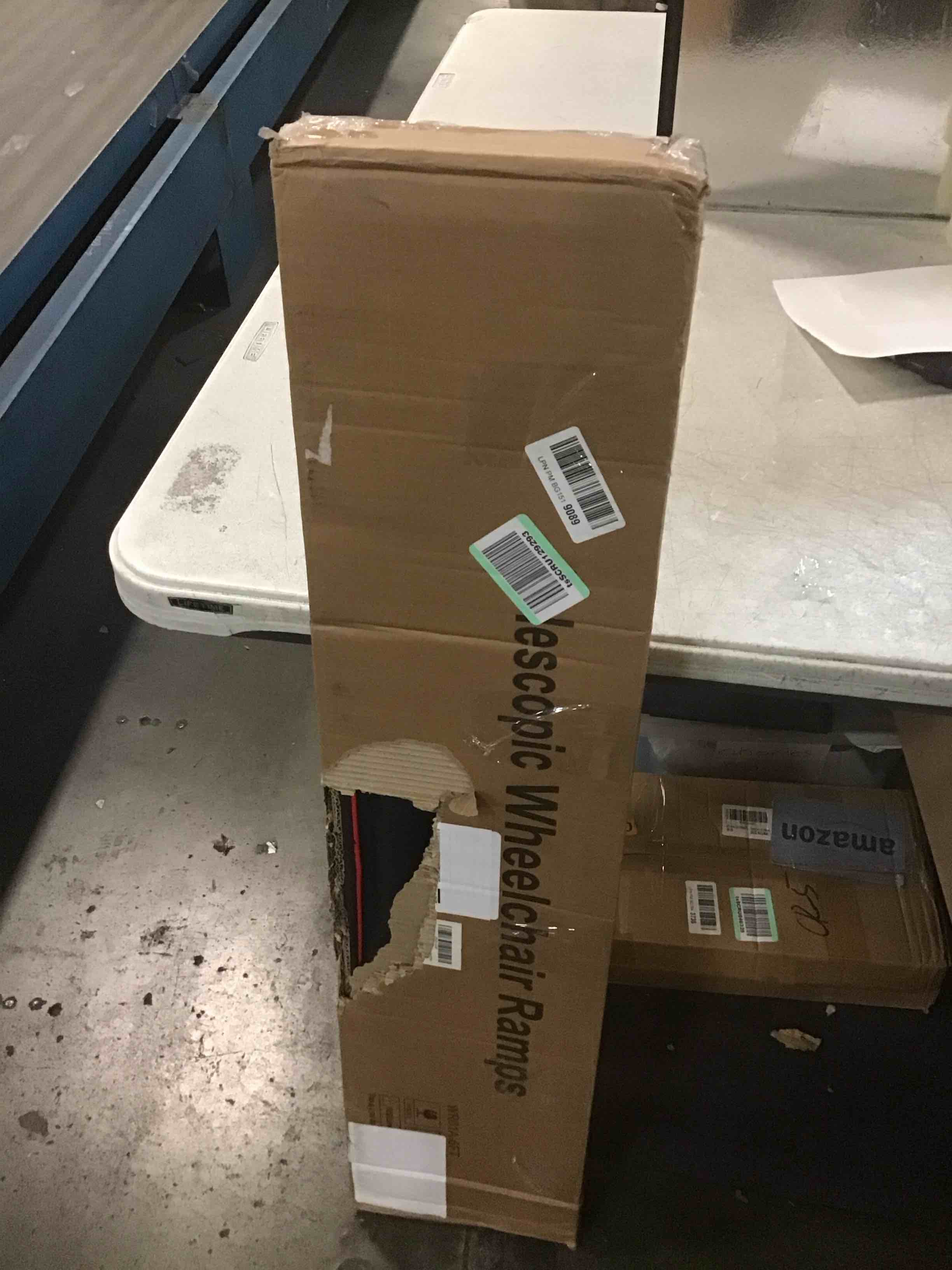 https://s3.amazonaws.com/lotting-images-prod/bidfta/PPE0348053_1729125113727.jpeg