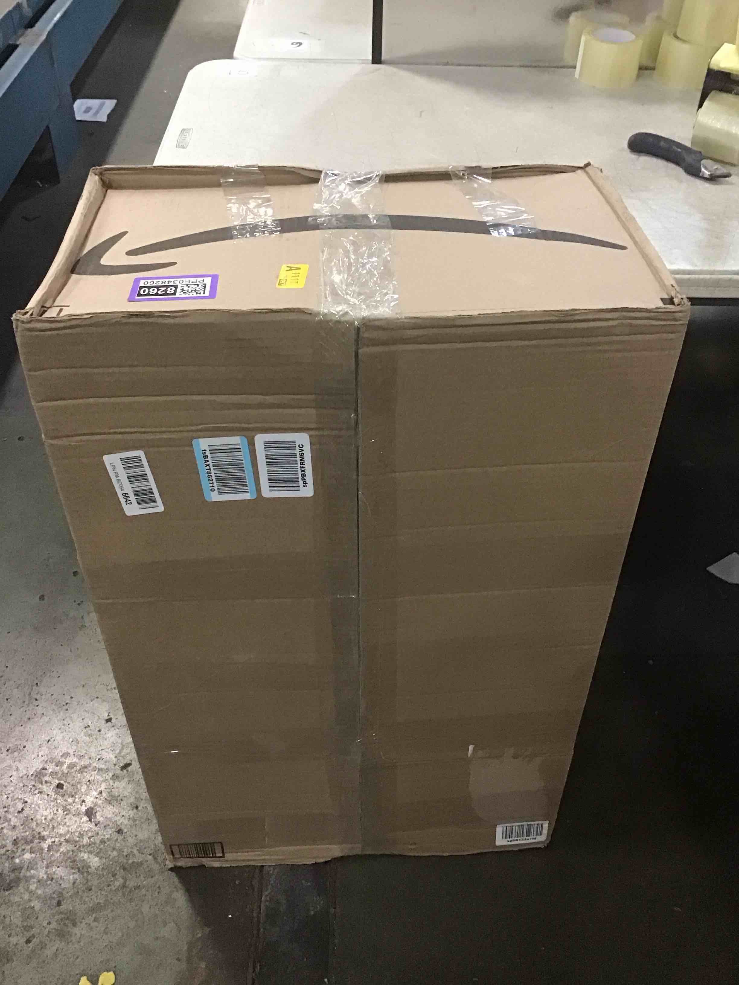 https://s3.amazonaws.com/lotting-images-prod/bidfta/PPE0348260_1729039377133.jpeg