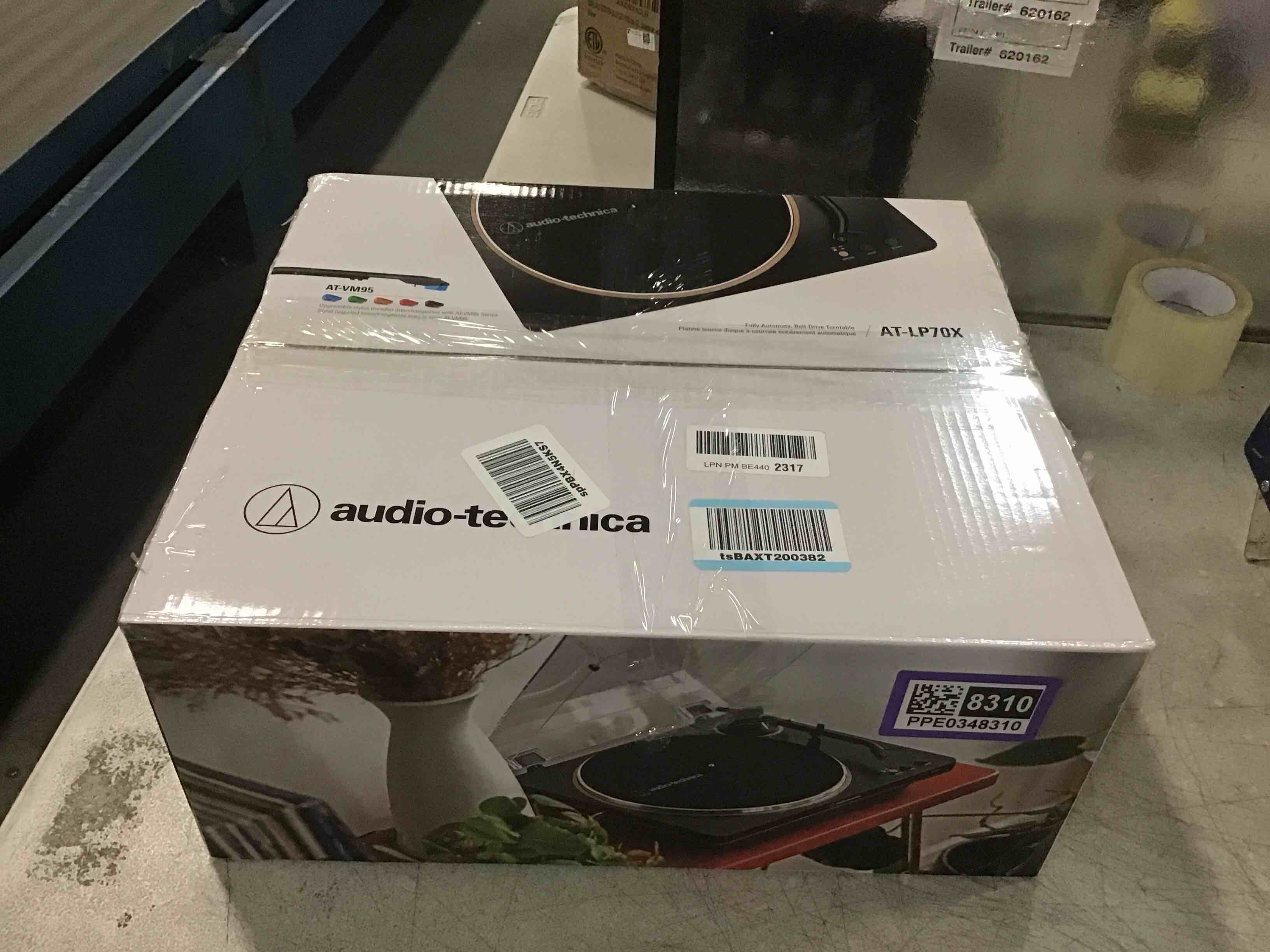 https://s3.amazonaws.com/lotting-images-prod/bidfta/PPE0348310_1729031891904.jpeg