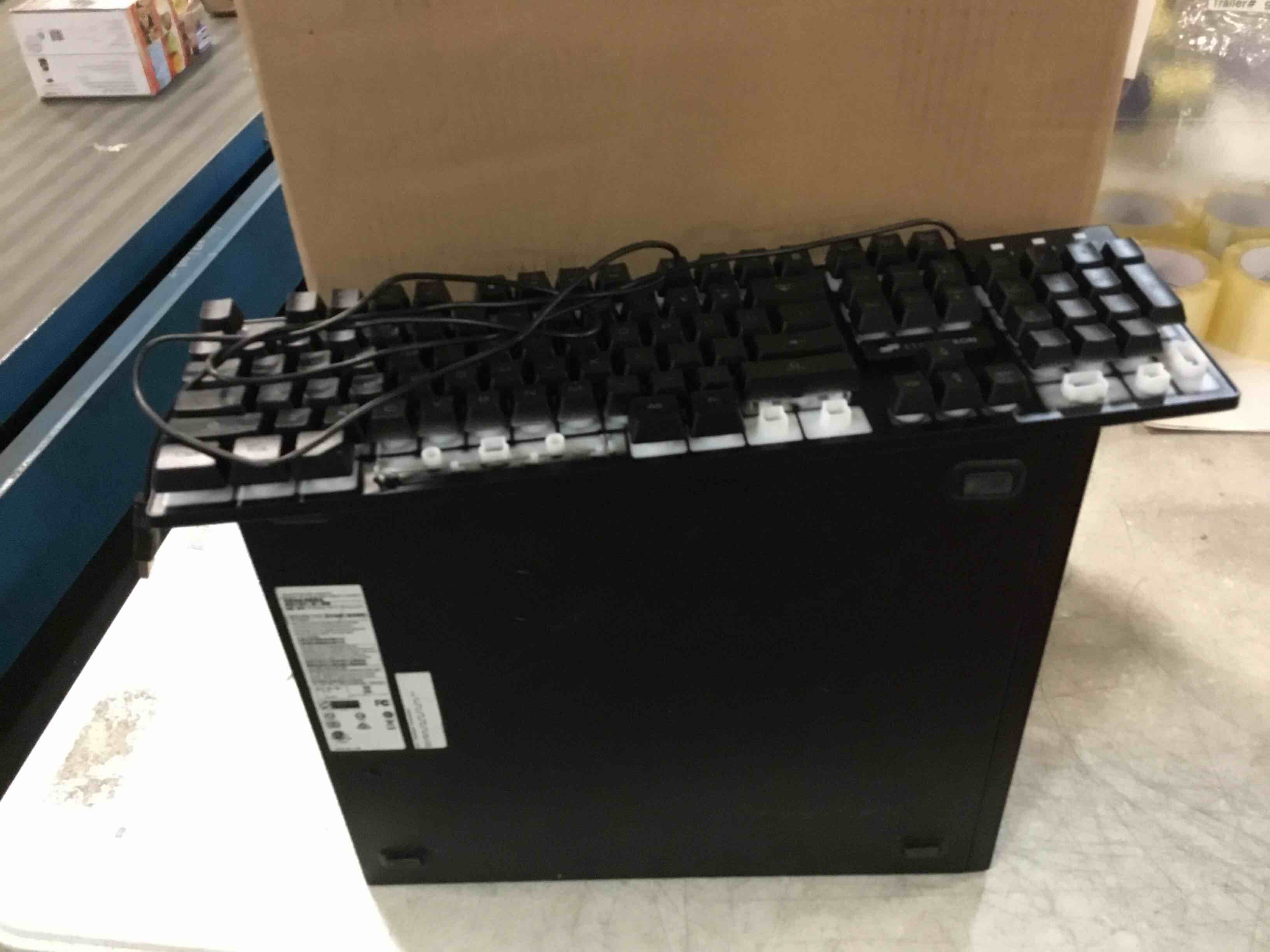 https://s3.amazonaws.com/lotting-images-prod/bidfta/PPE0348770_1728619815954.jpeg