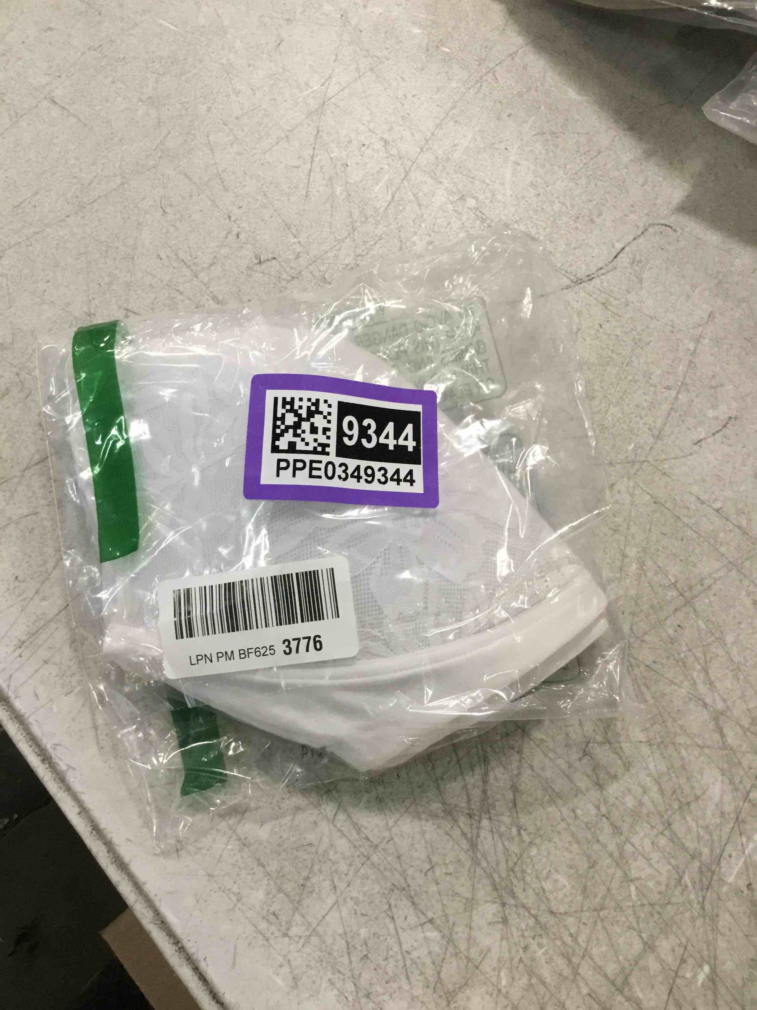 https://s3.amazonaws.com/lotting-images-prod/bidfta/PPE0349344_1728363045595.jpeg