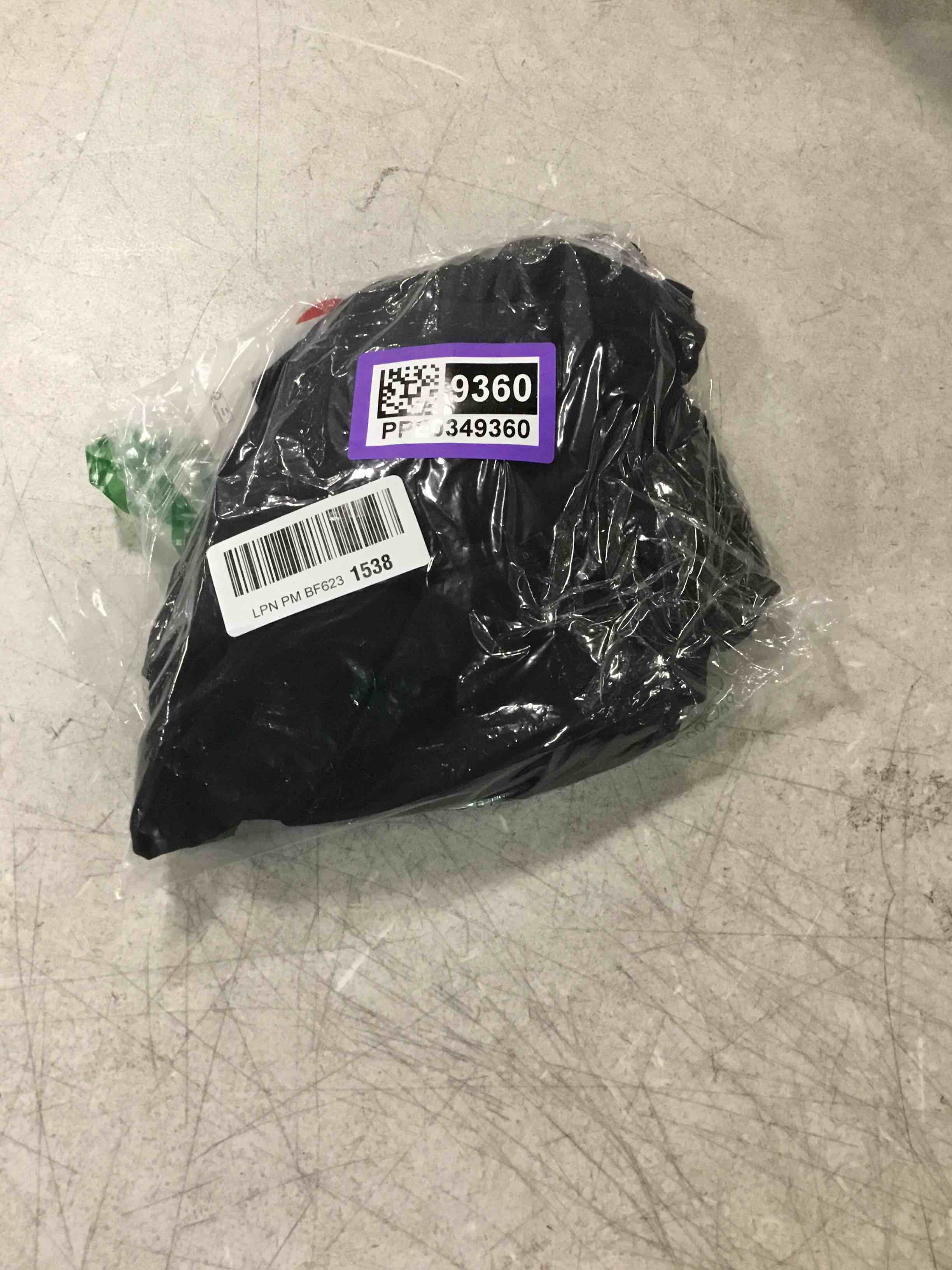 https://s3.amazonaws.com/lotting-images-prod/bidfta/PPE0349360_1728361578125.jpeg
